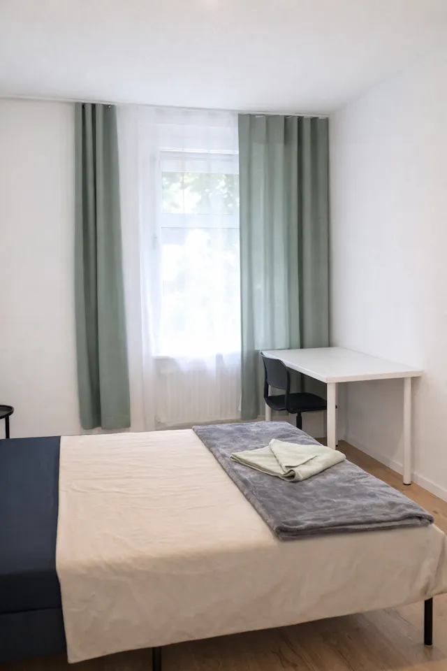 Private room in Hirschgartenallee, Munich (1696716) room image 2