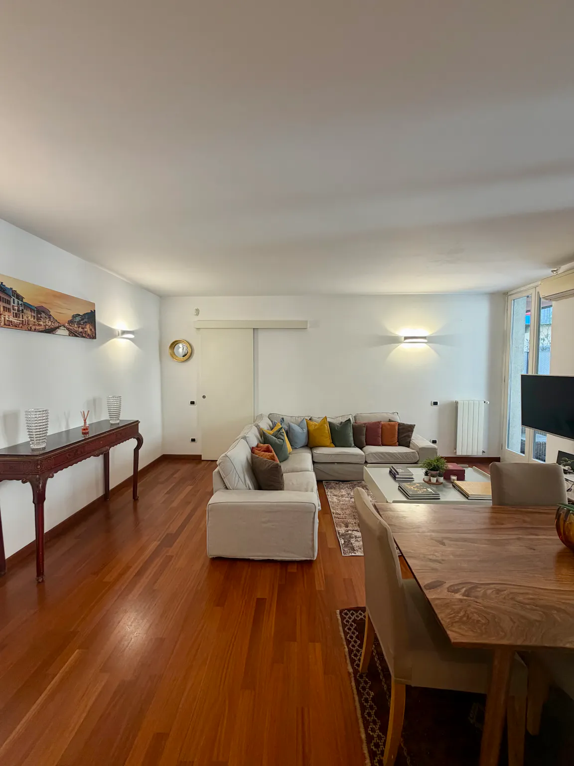 Corso San Gottardo, Milan preview