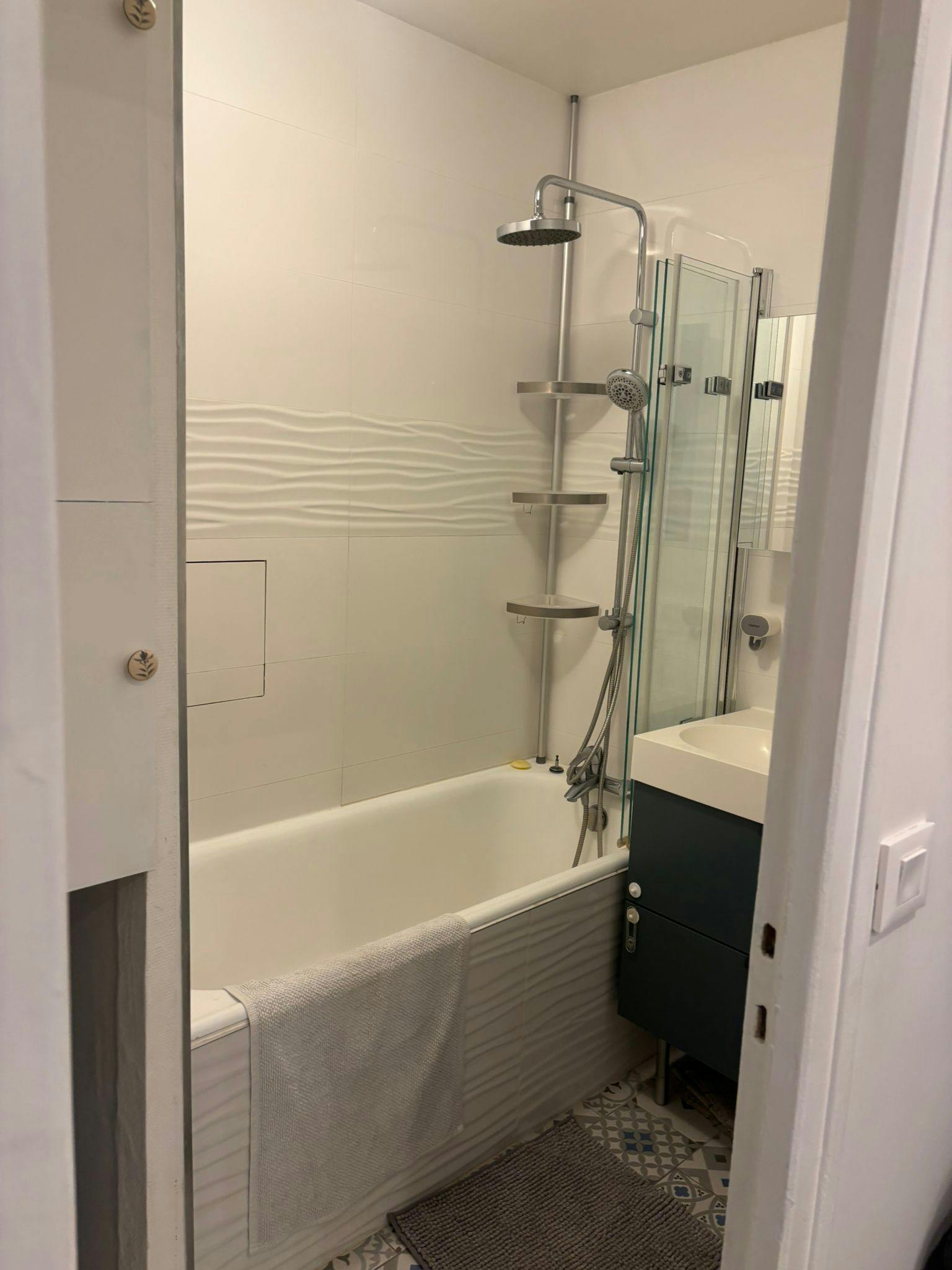 Single room Puteaux, 1 bed, 15m² — photo 10