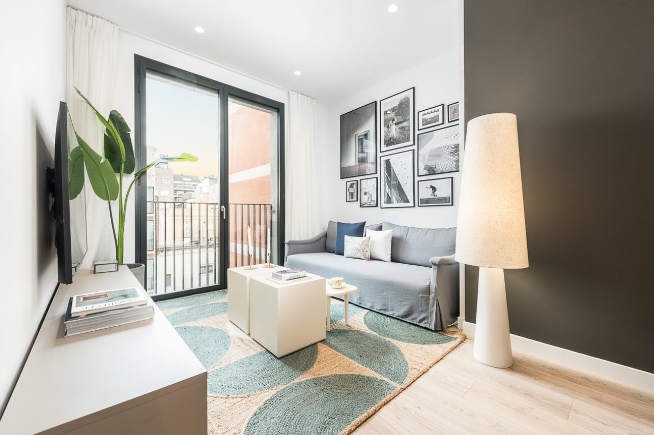 Carrer de Villarroel, Barcelona preview