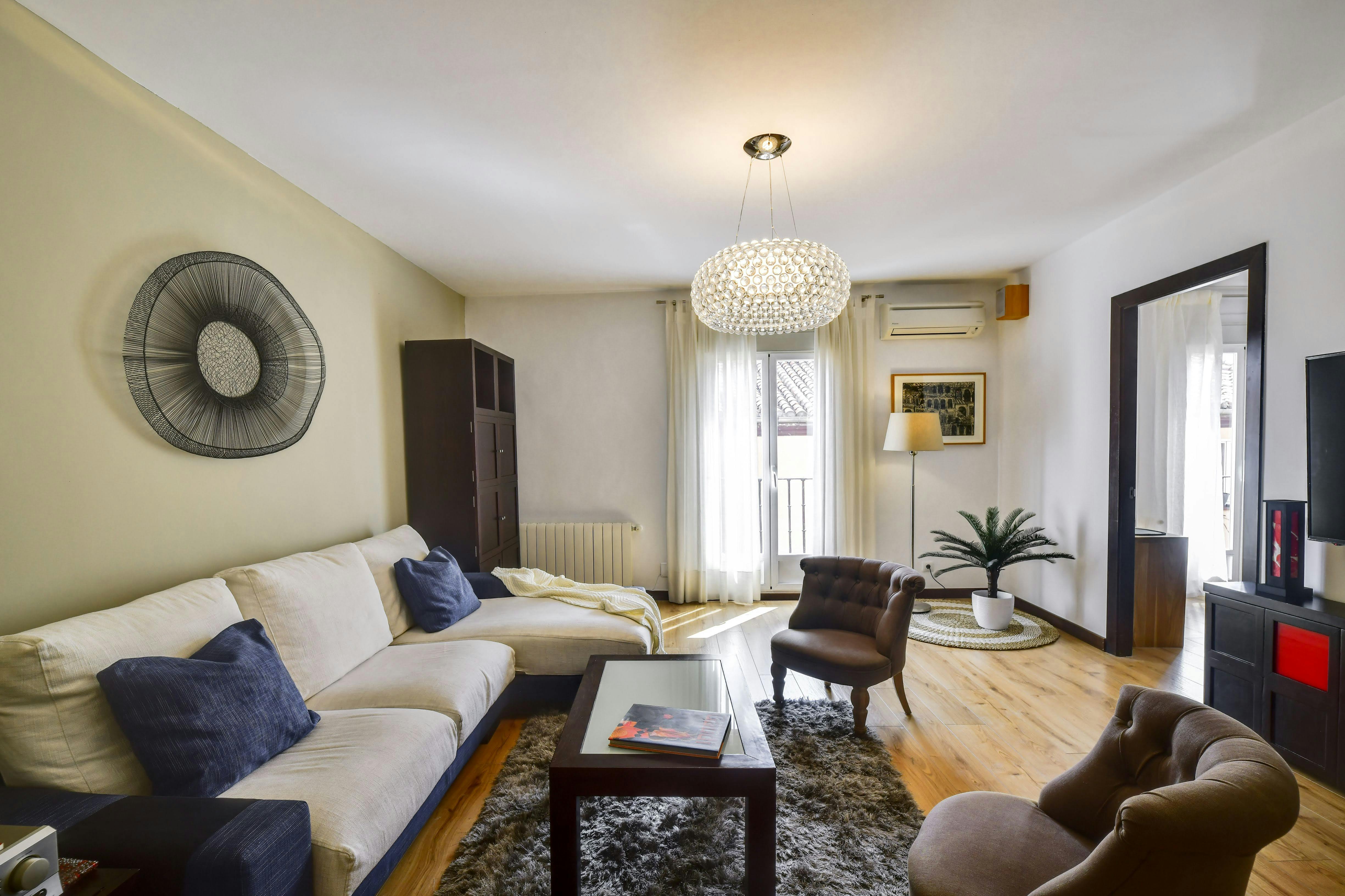 Calle del Olmo, Madrid preview