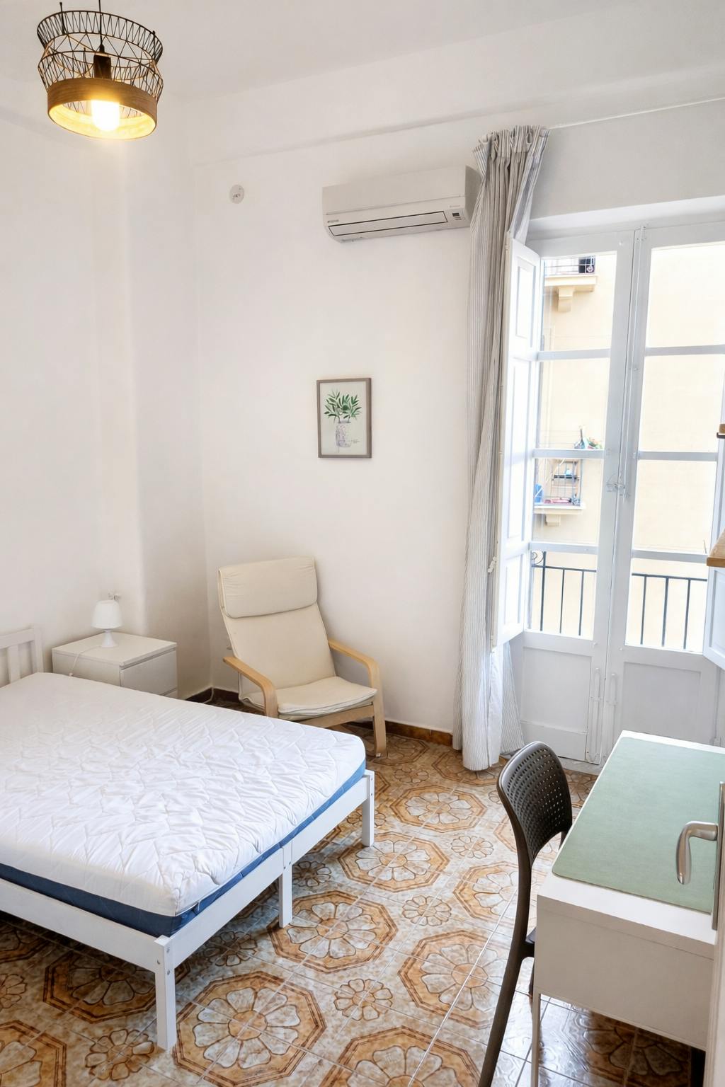 Pokój prywatny do wynajęcia za 480 € miesięcznie w mieście Palermo, Via Giuseppe Patricolo