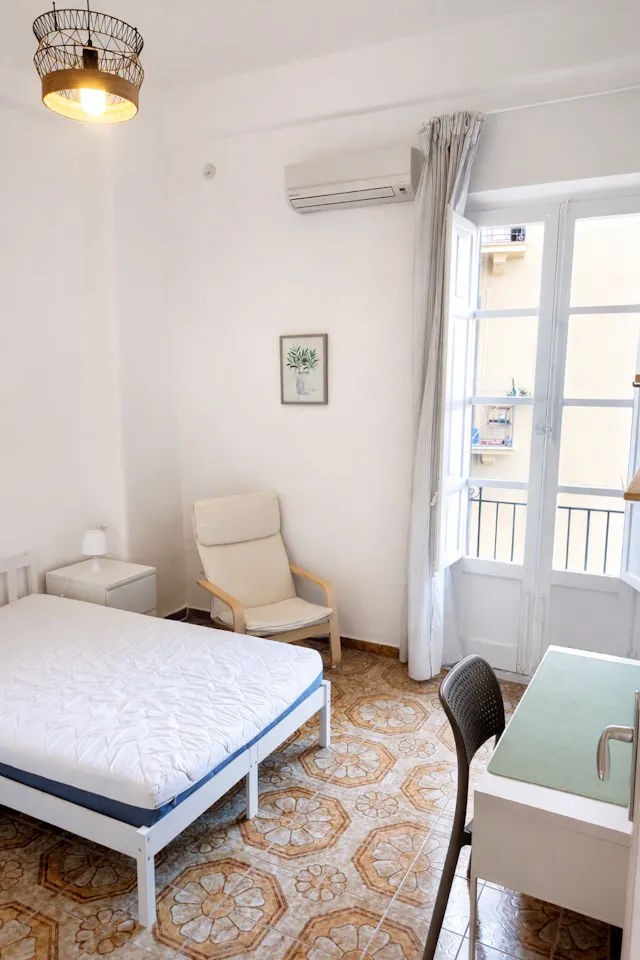 Private room in Via Giuseppe Patricolo, Palermo room image 1