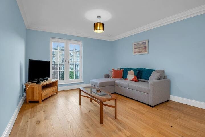 Lägenhet att hyra för 2 000 GBP i månaden i Edinburgh, East London Street