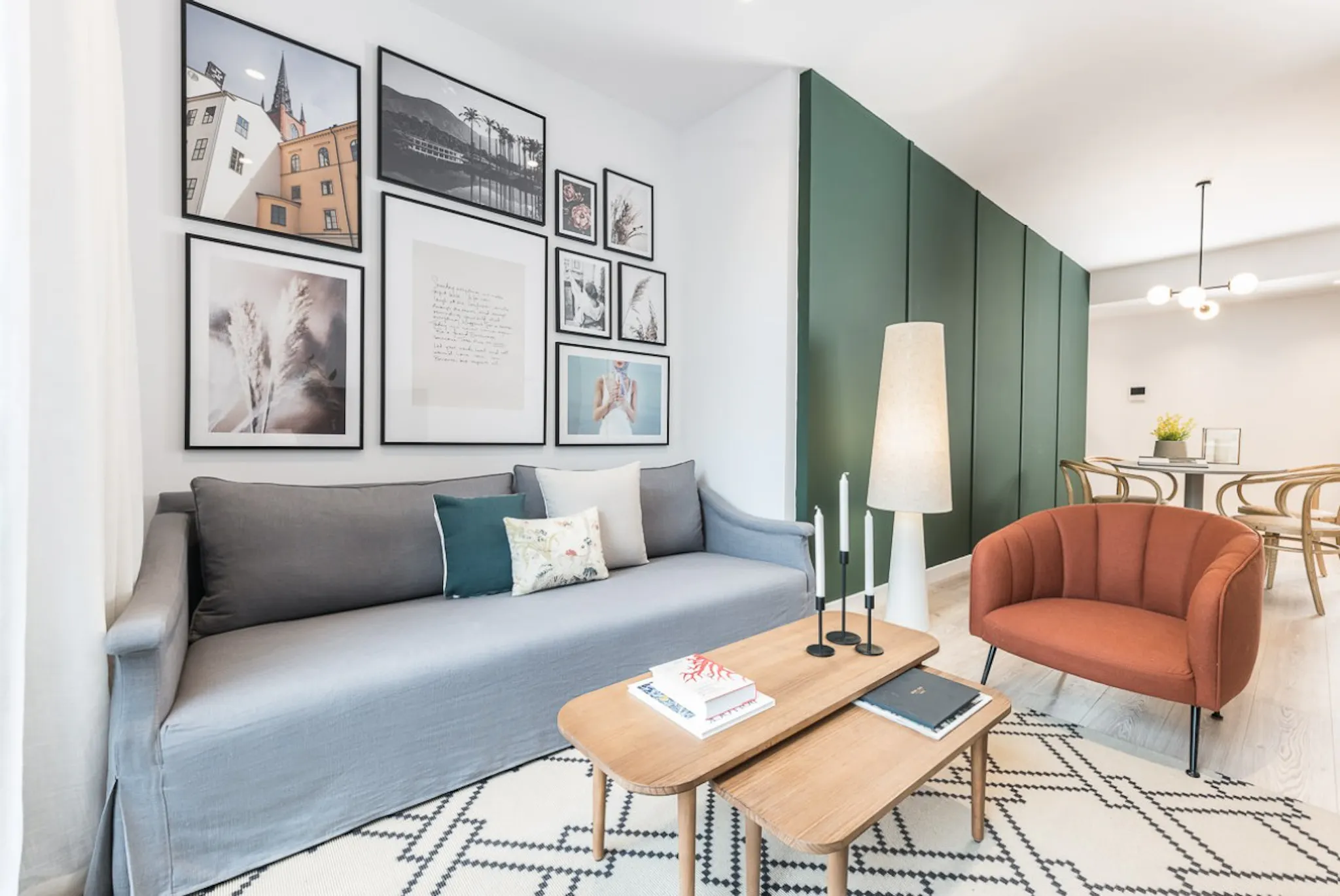 Carrer de Villarroel, Barcelona preview