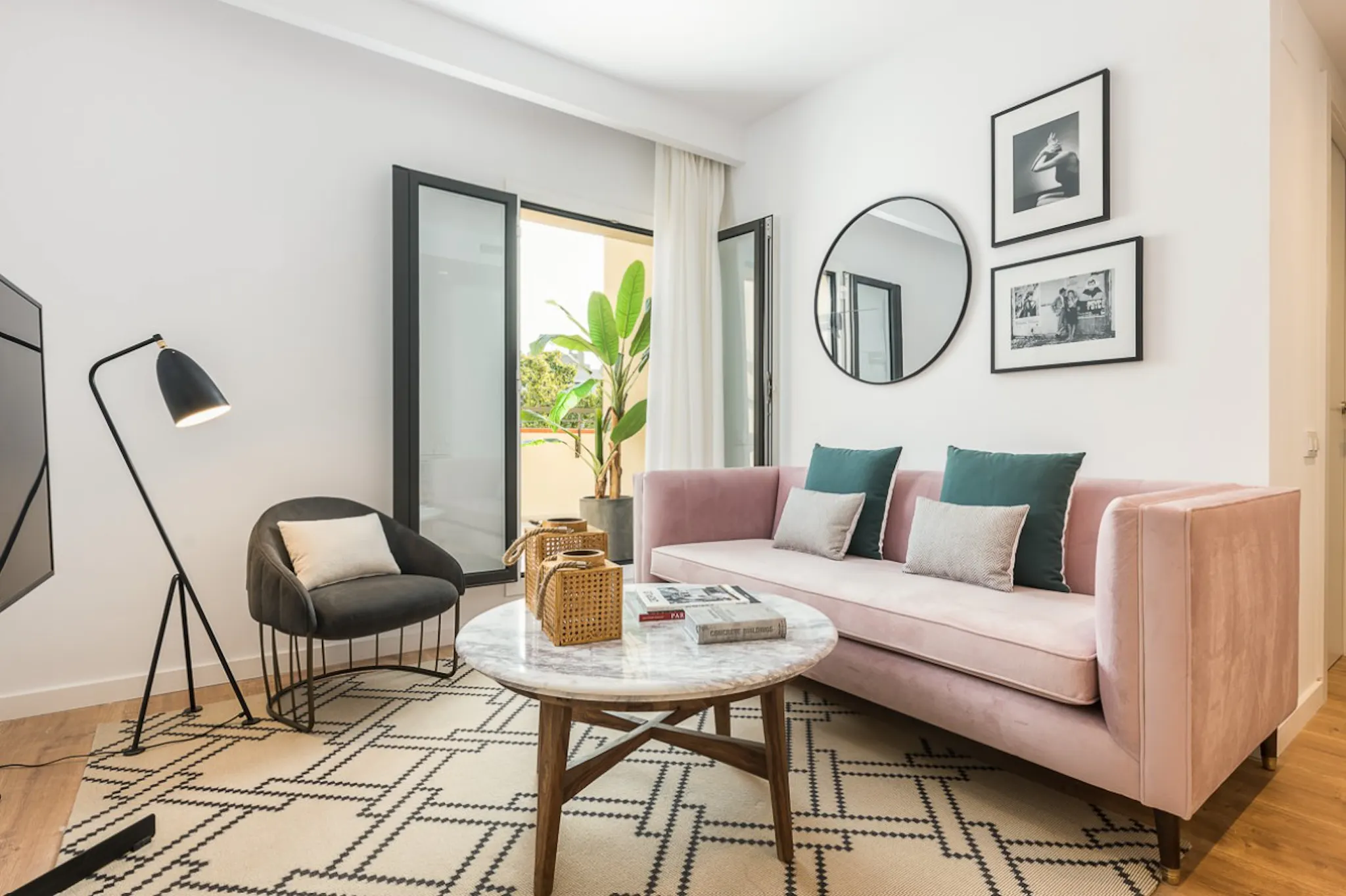 Carrer de Bordeus, Barcelona preview