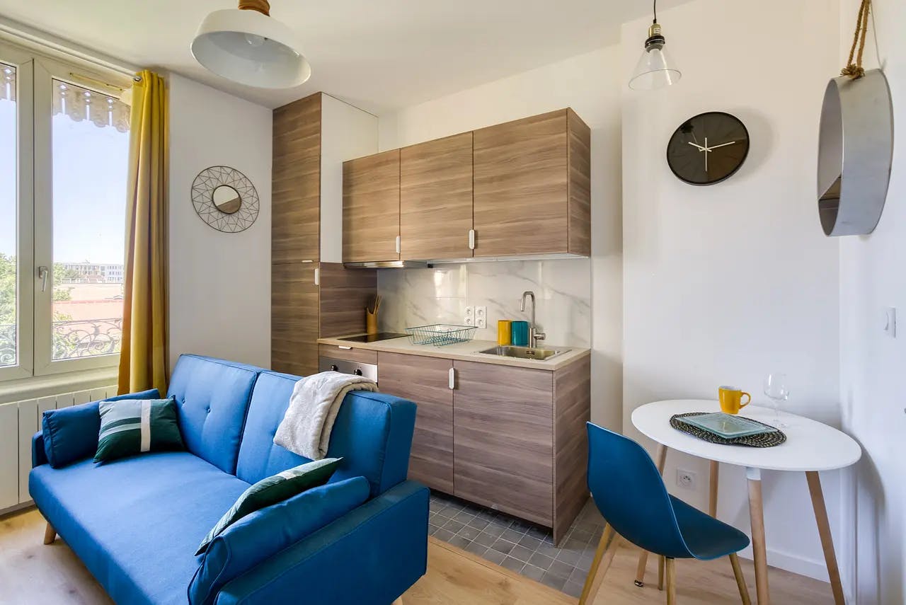 Студія за оренду для 668 EUR на місяць у Lyon, Avenue Jean-François Raclet