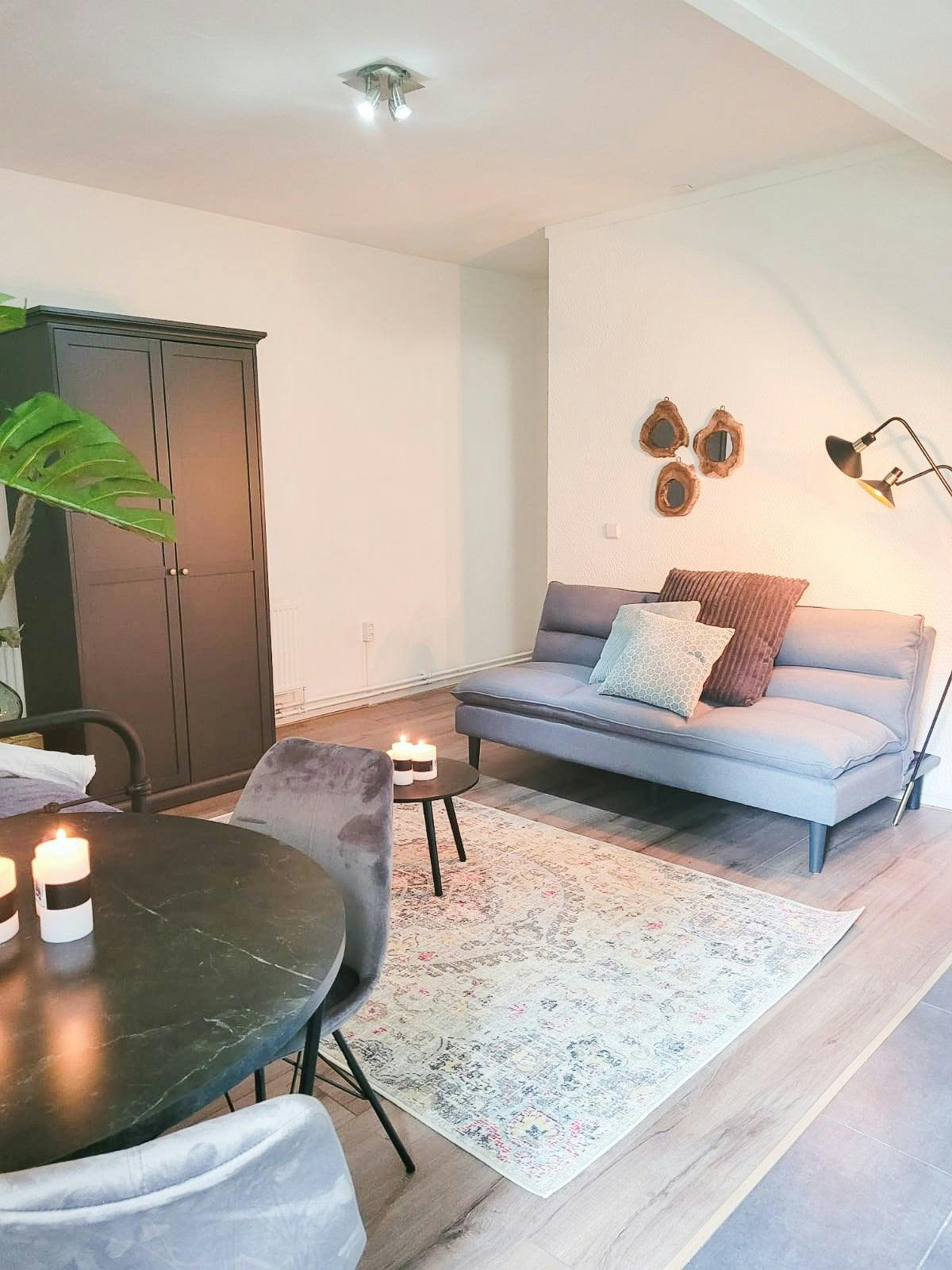 Studio for rent for €985 per month in Rotterdam, Mathenesserweg