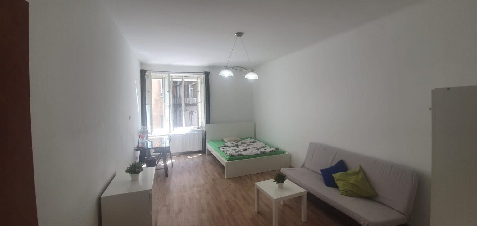 Blaha Lujza tér, Budapest preview