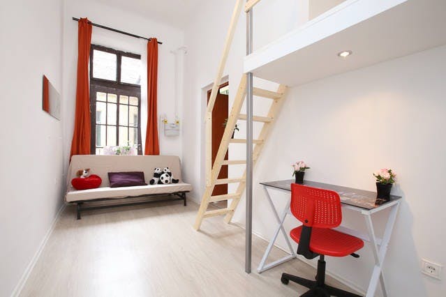 Dessewffy utca, Budapest preview