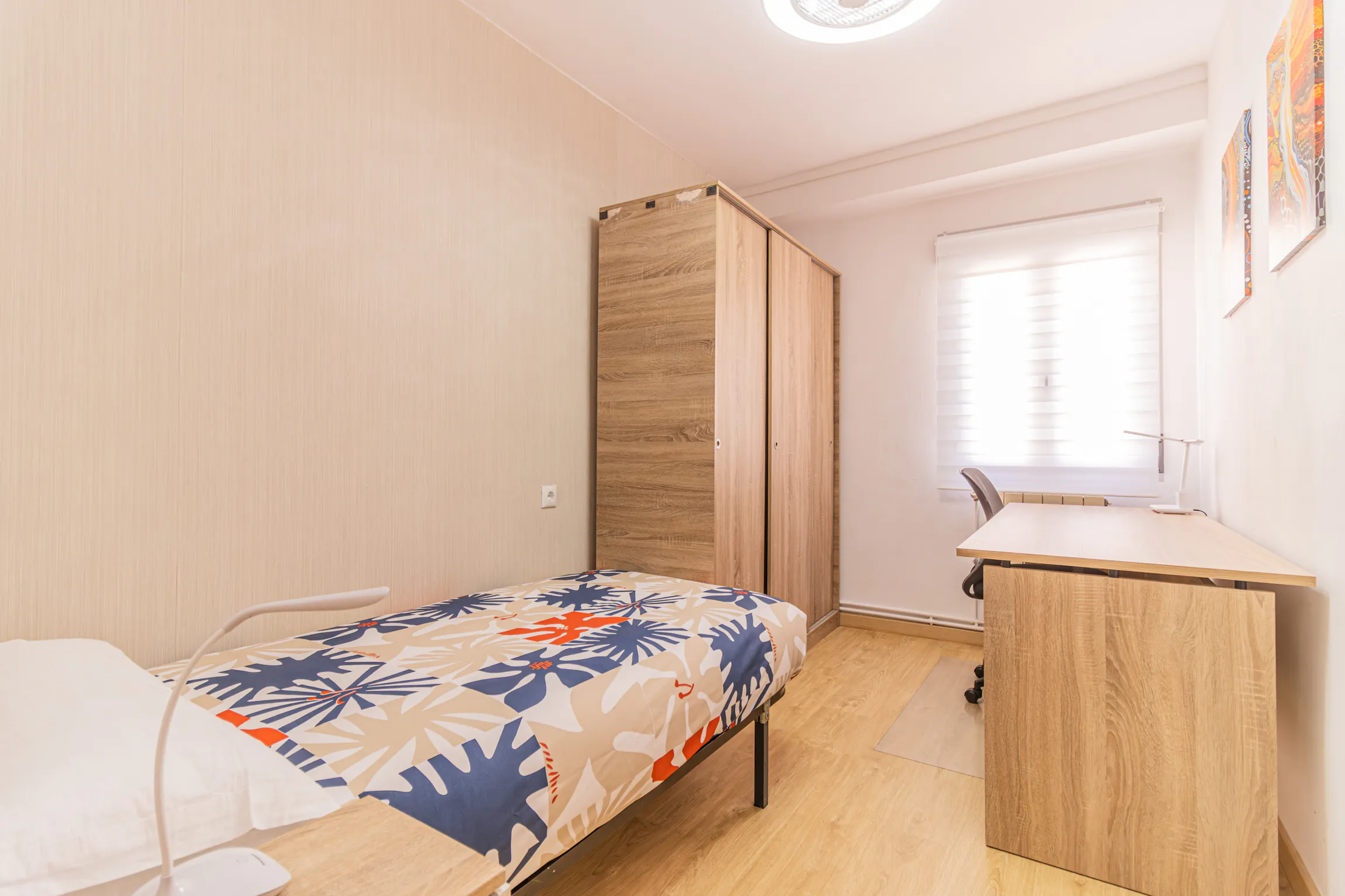 3-Bedroom Apartment in Calle de Montañés, Zaragoza (1697086) ROOM 3