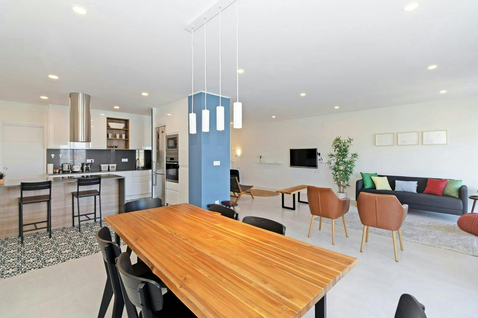 Carrer del Doctor Josep Juan Dómine, Valencia preview