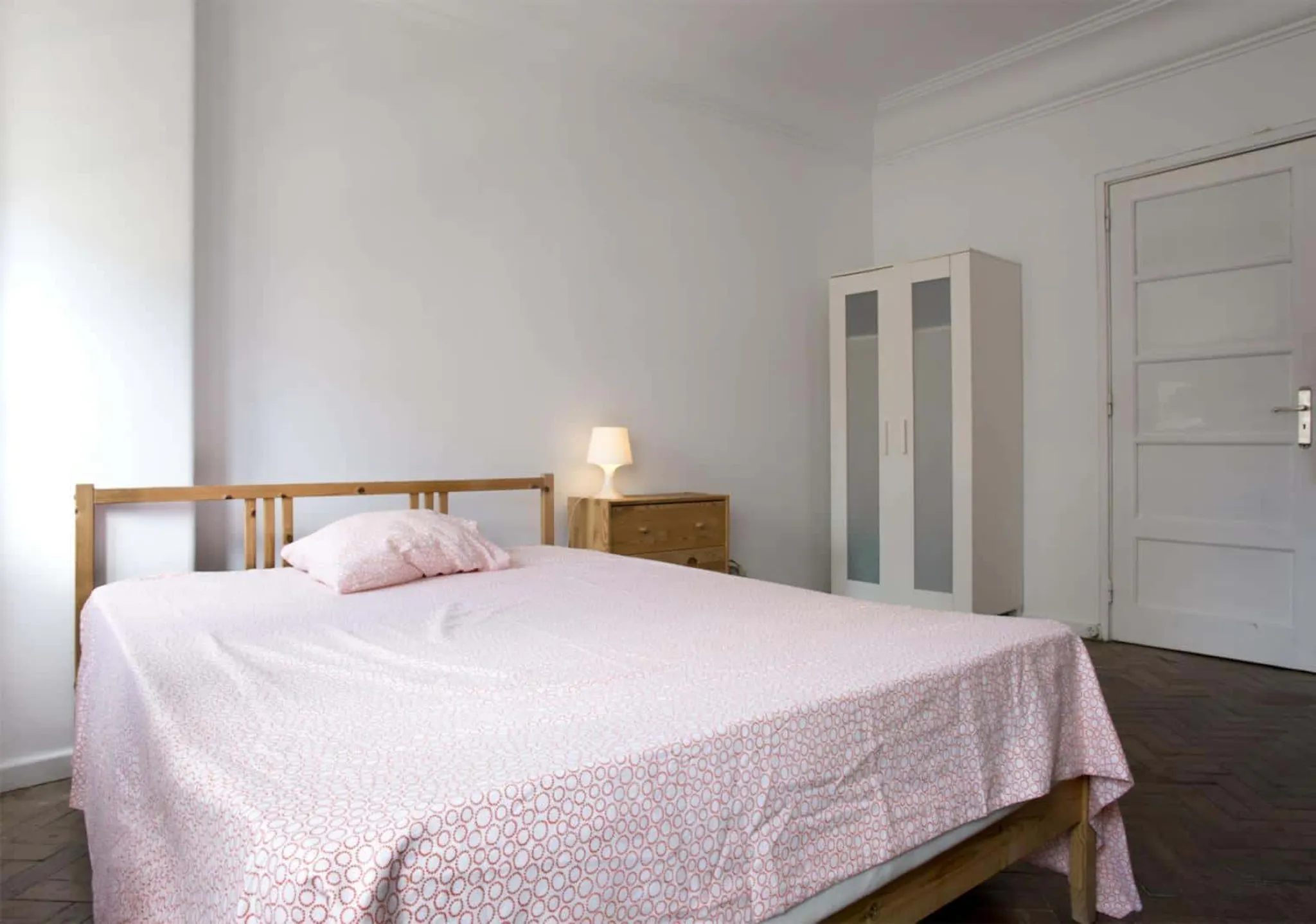 Rua José Estêvão, Lisbon preview