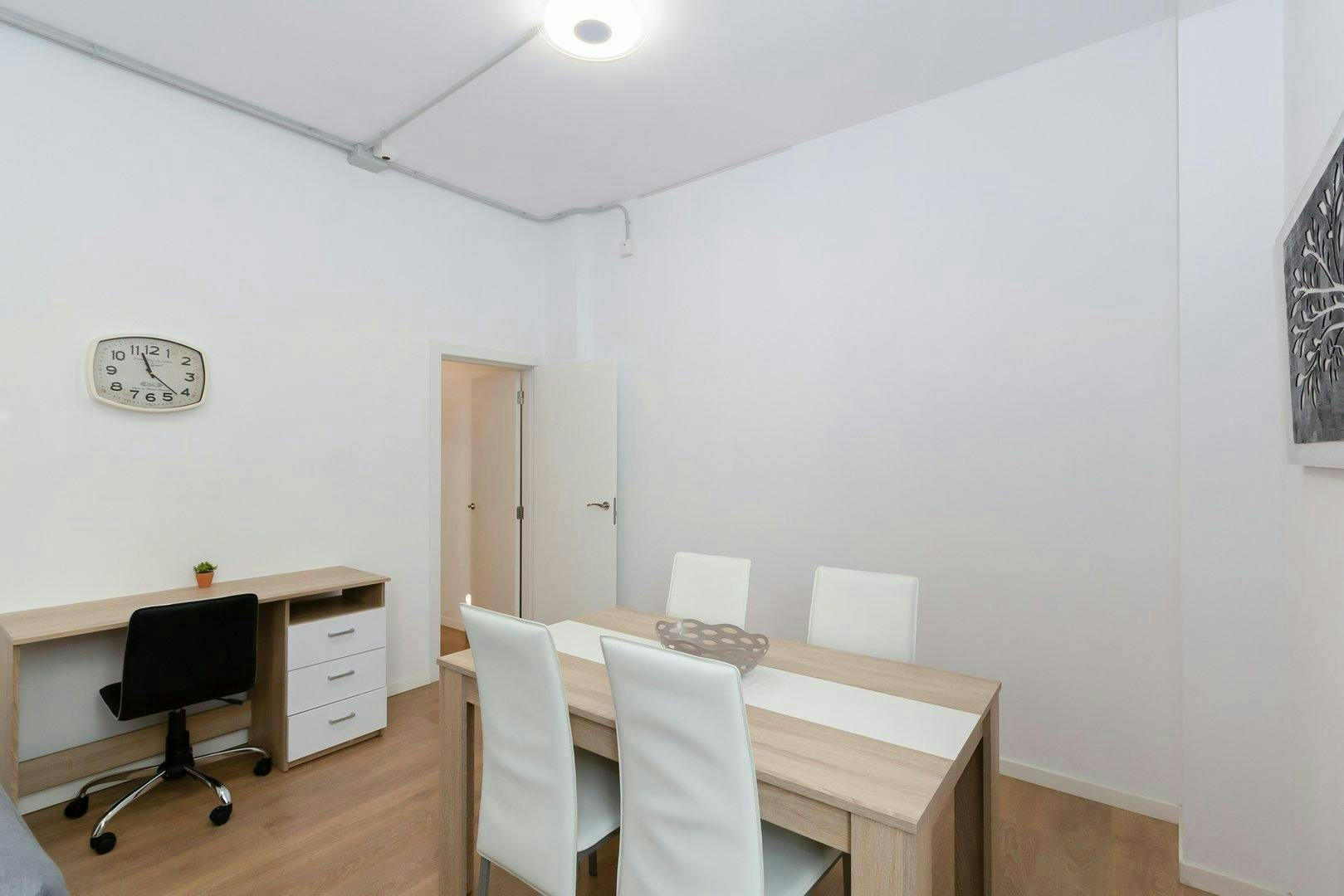 Apartment Valencia, 3 beds — photo 6
