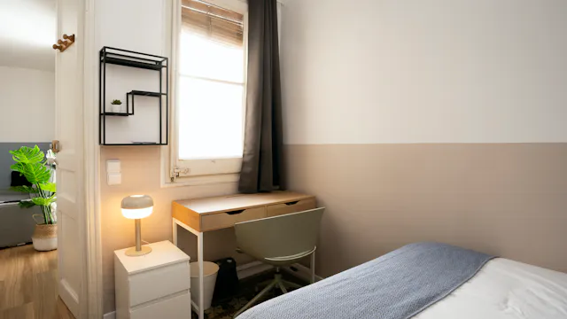 Private room in Carrer de Santa Anna, Barcelona (1697166) room image 2