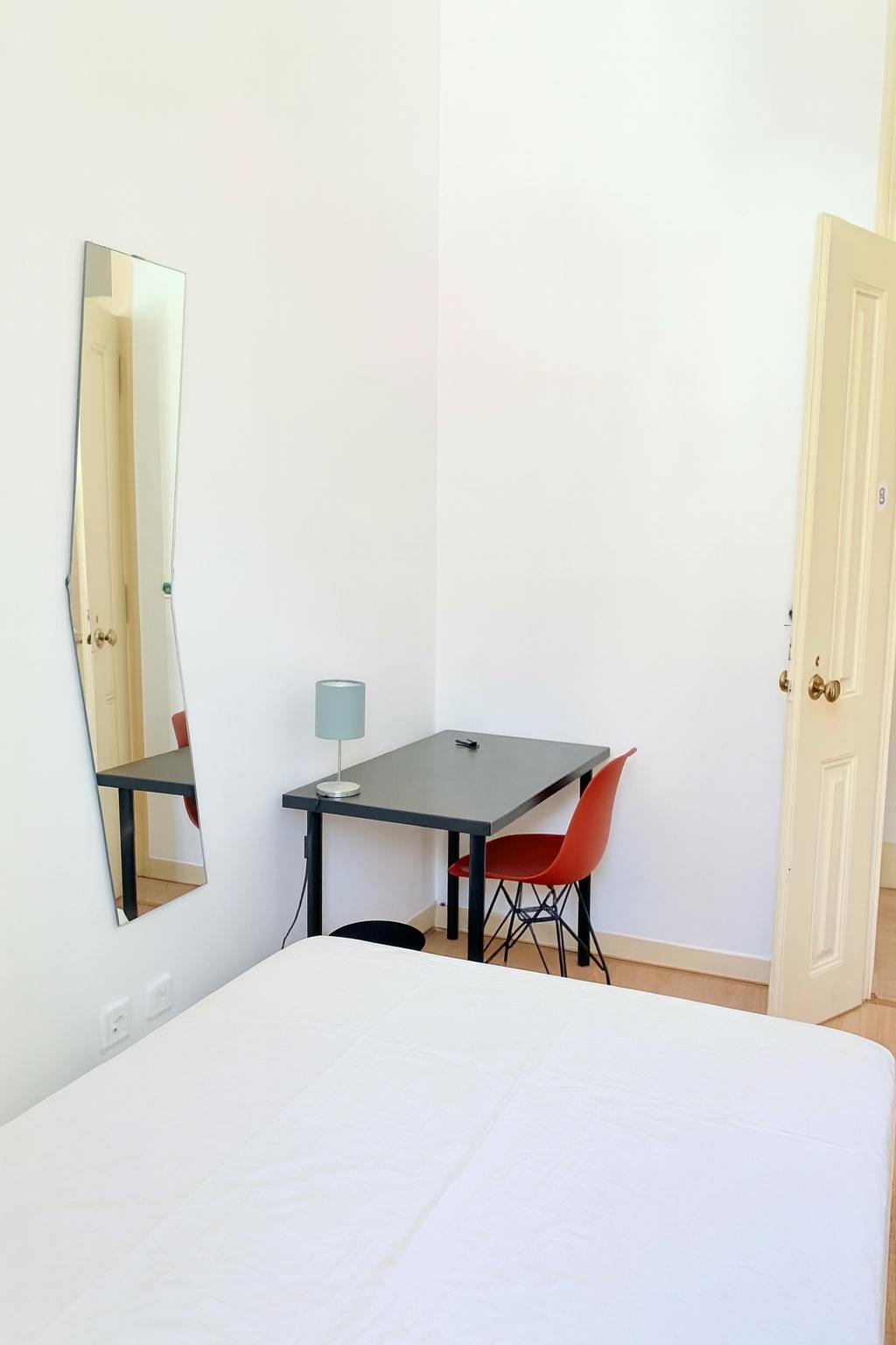 Rua Palmira, Lisbon preview