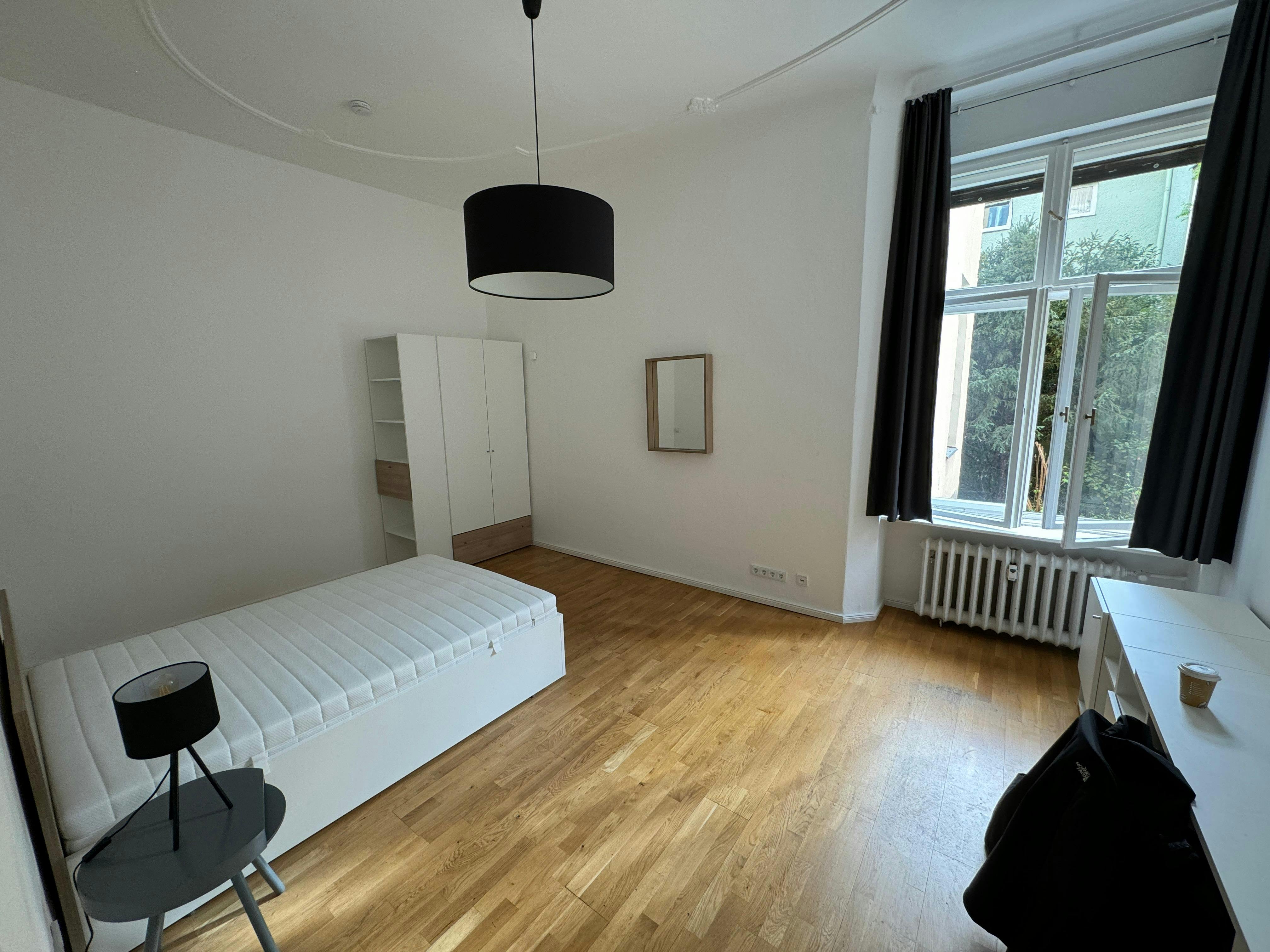 Konstanzer Straße, Berlin preview