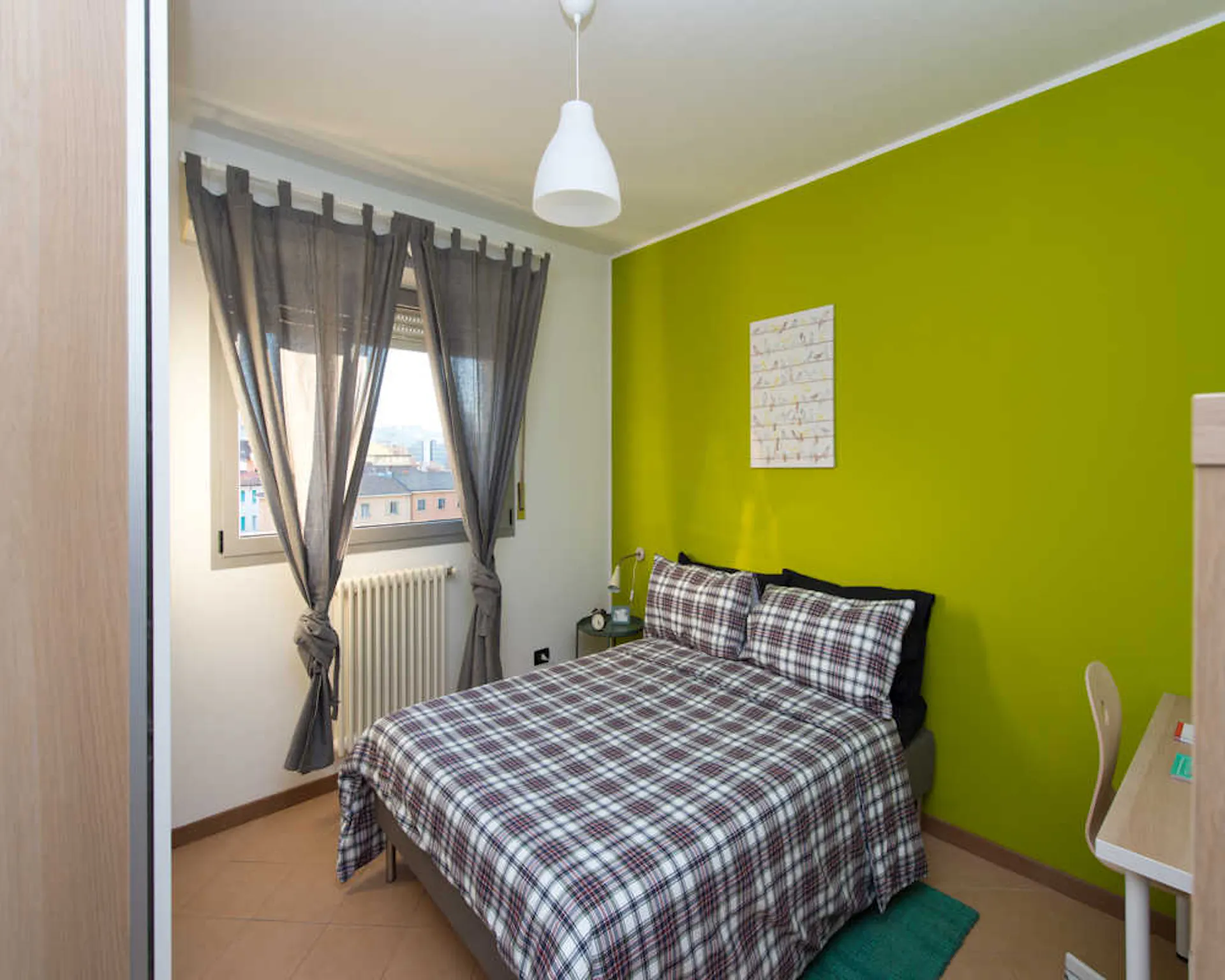 Via del Lavoro, Bologna preview