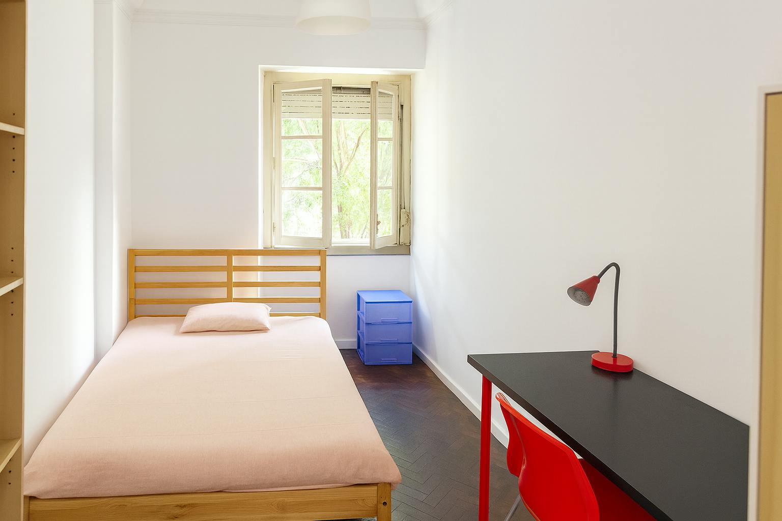 Rua Passos Manuel, Lisbon preview