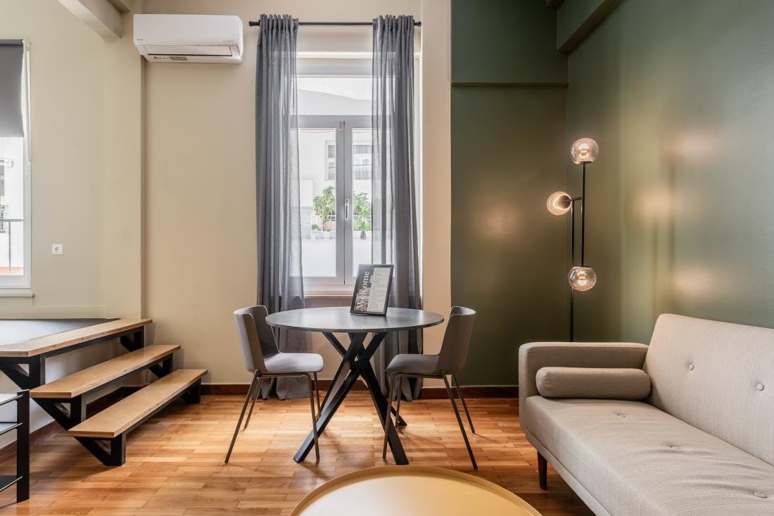 Dinokratous, Athina preview