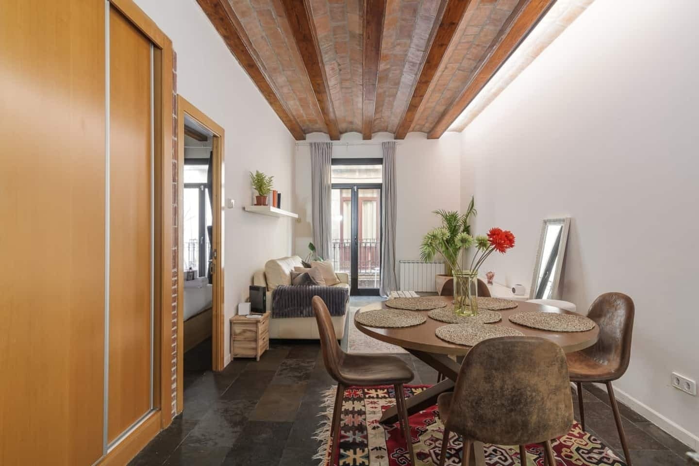 Apartment Barcelona, 2 beds — photo 8