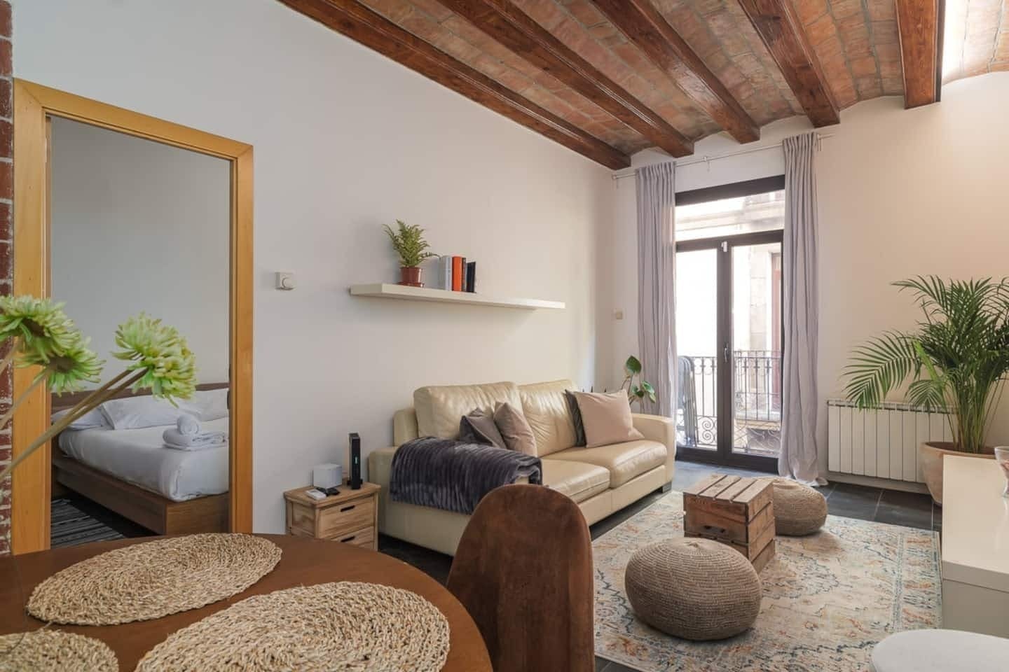 Apartment Barcelona, 2 beds — photo 2