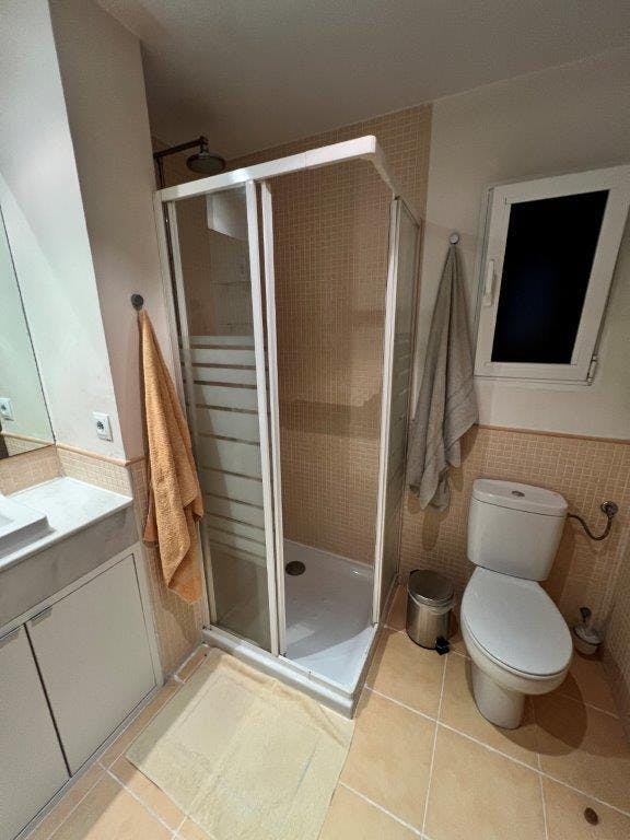 Single room Madrid, 1 bed, 10m² — photo 10
