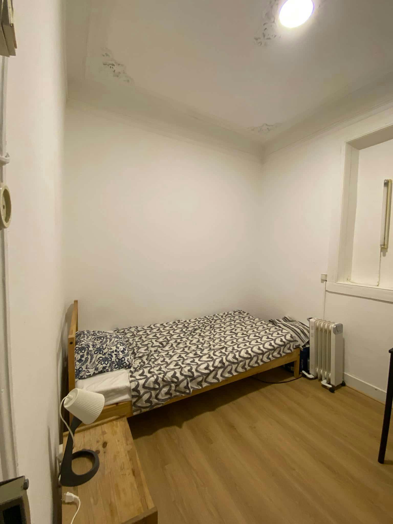 Private room in Avenida 5 de Outubro, Lisbon (1697379) room image 1