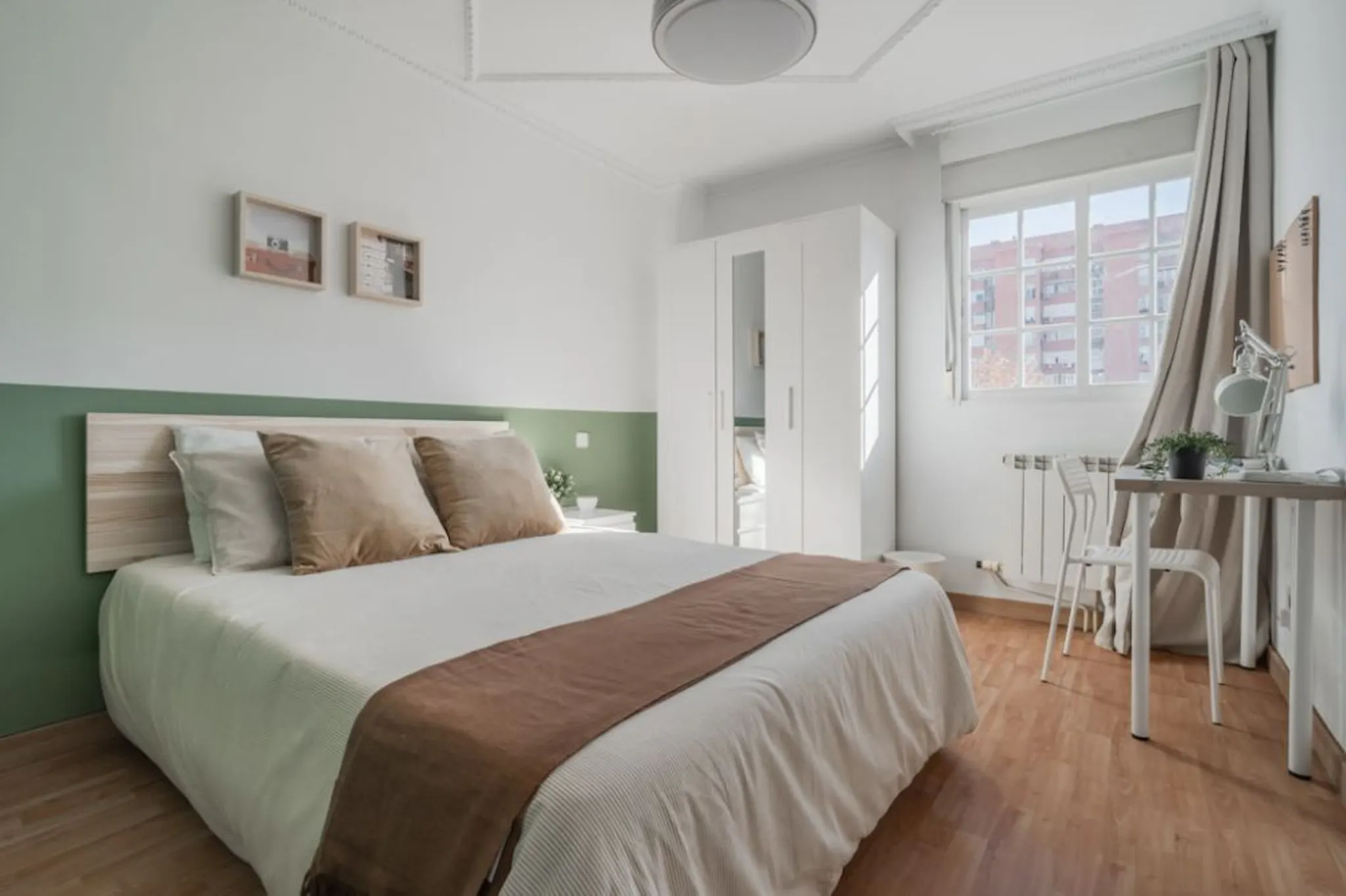 Avenida de Pablo Neruda, Madrid preview