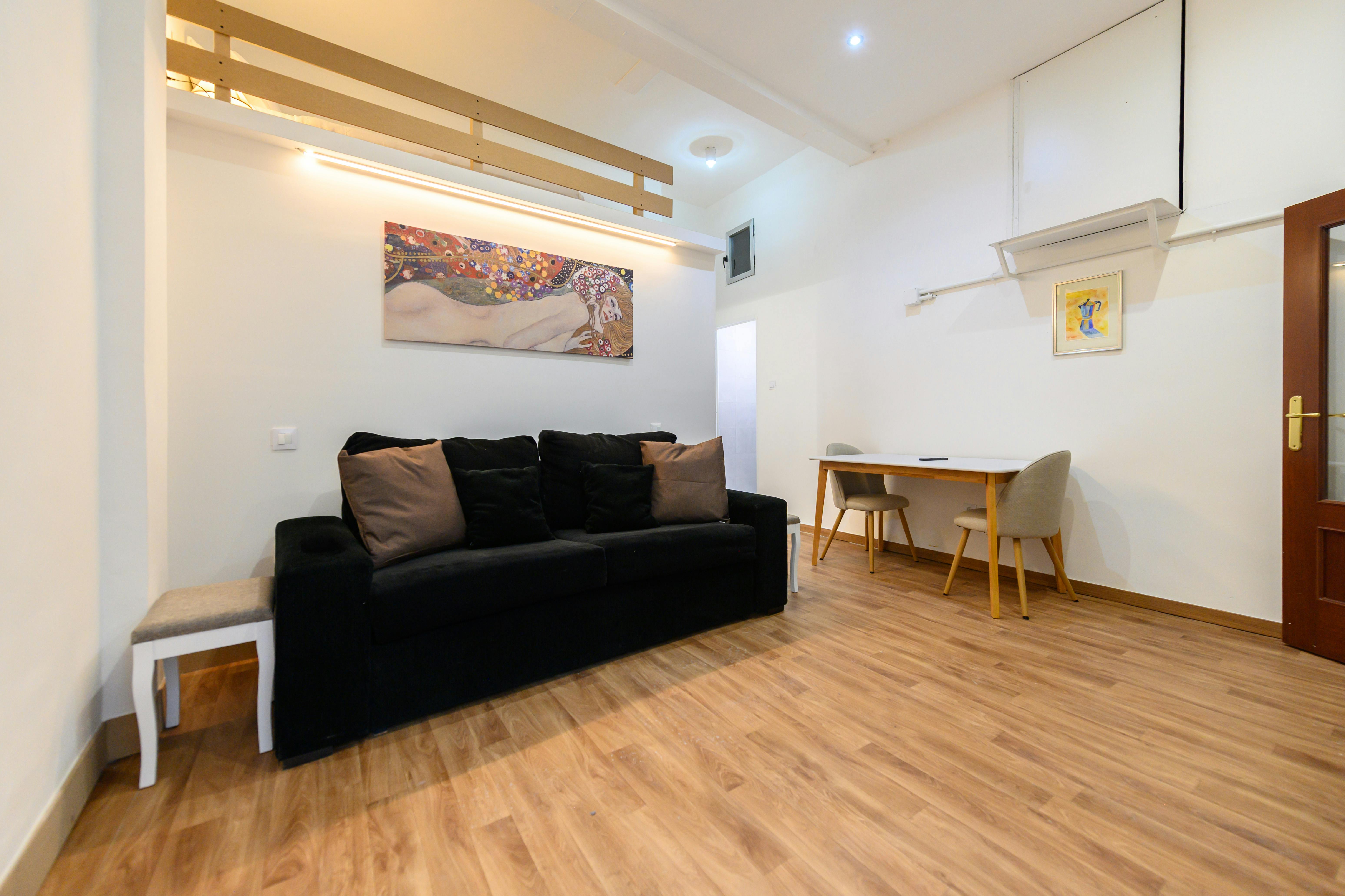 Calle de Casto Plasencia, Madrid preview