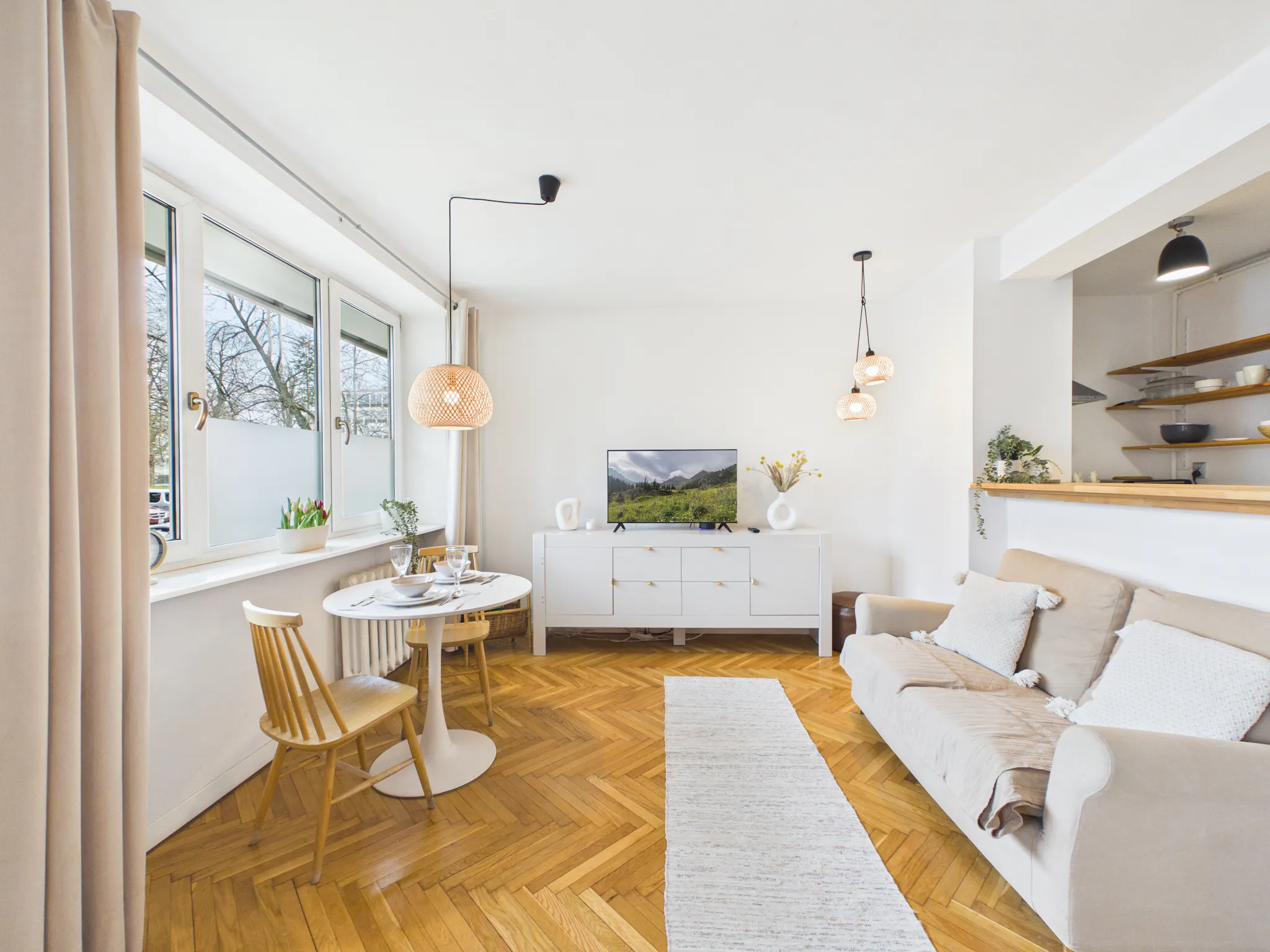 Jana Matejki, Warsaw preview