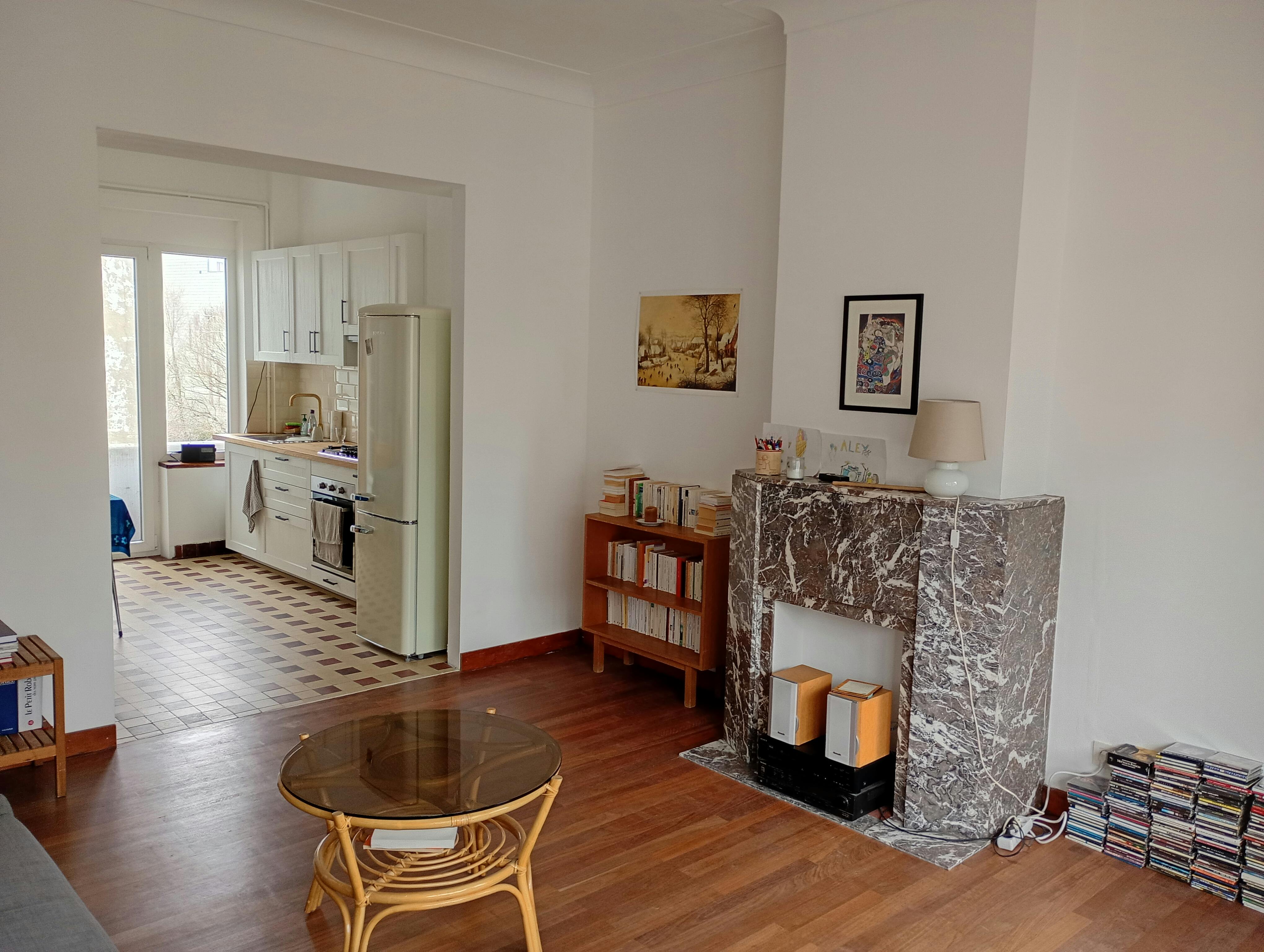 Apartment for rent for €850 per month in Uccle, Rue Vanderkindere