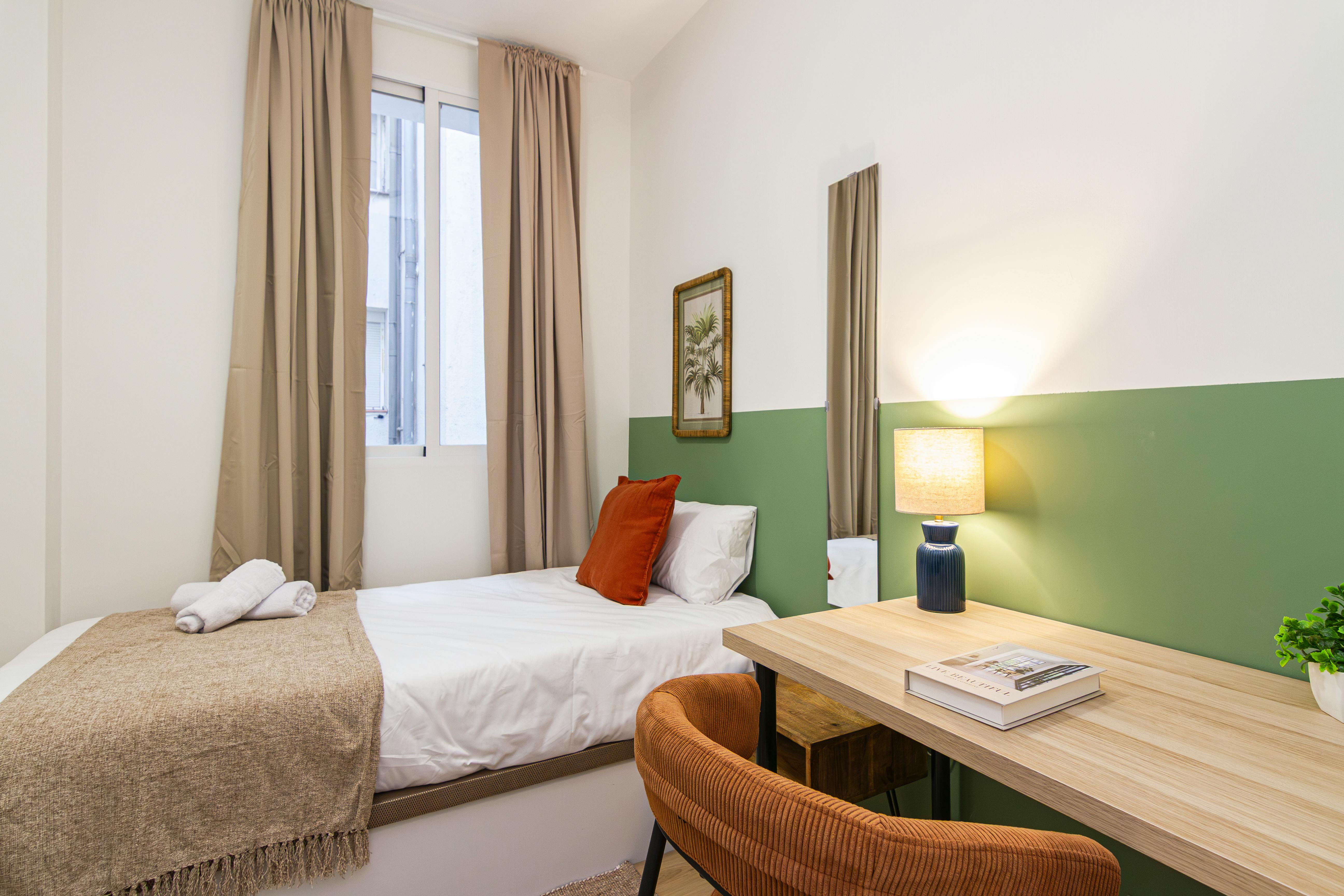 Calle del Doctor Esquerdo, Madrid preview