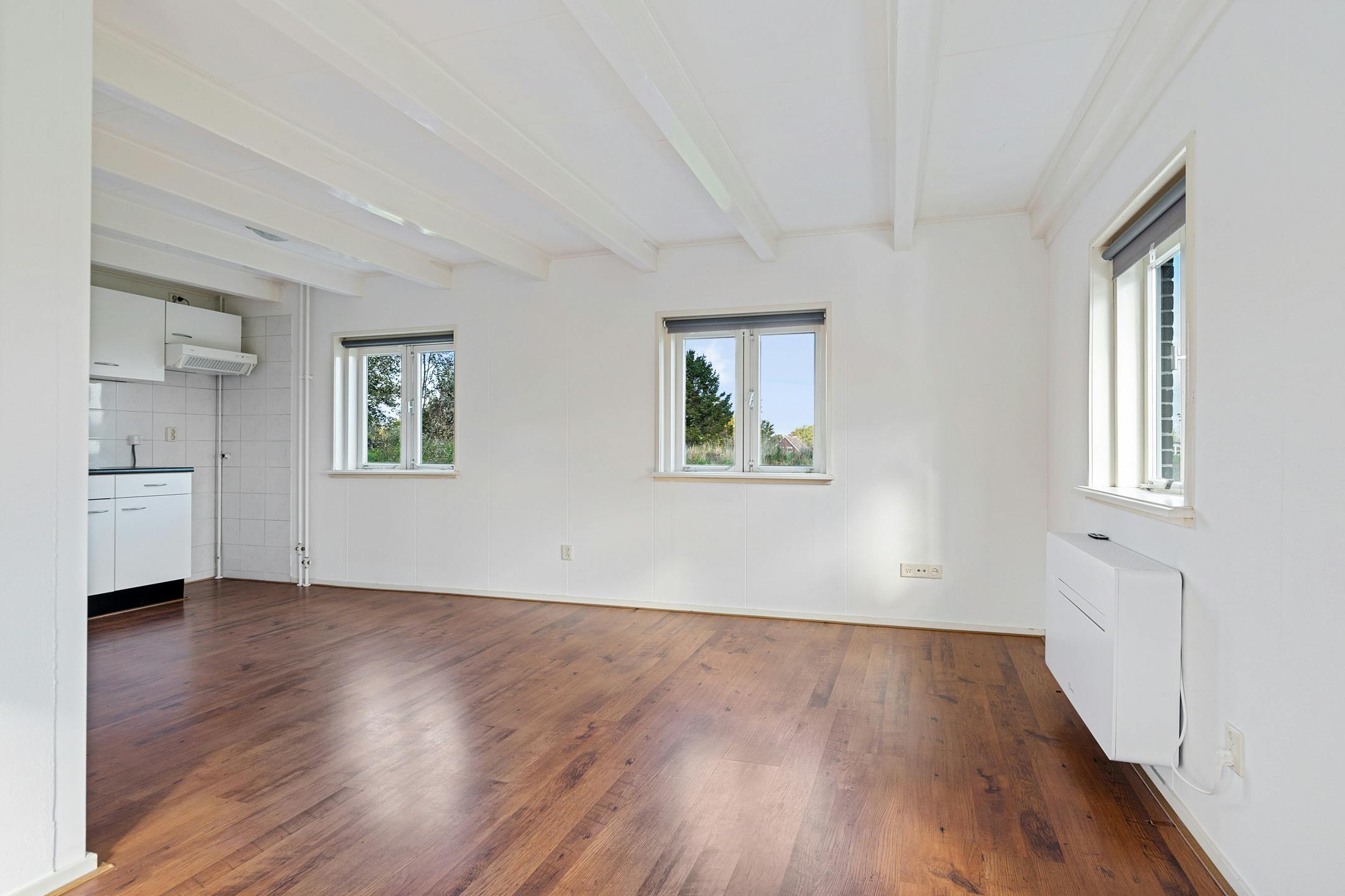 Apartment for rent for €1,022 per month in Weesp, Ossenmarkt