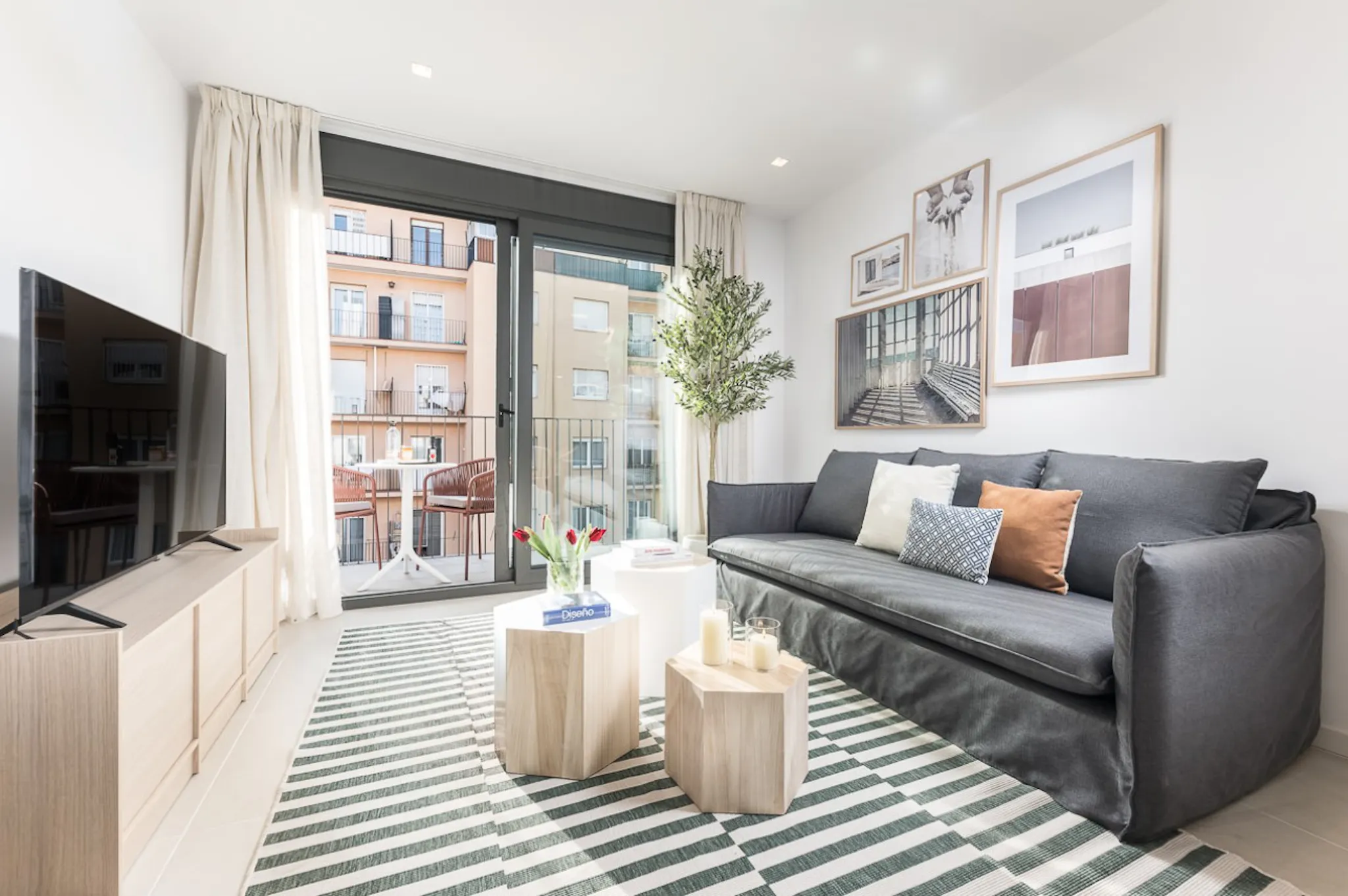 Carrer de Maignon, Barcelona preview