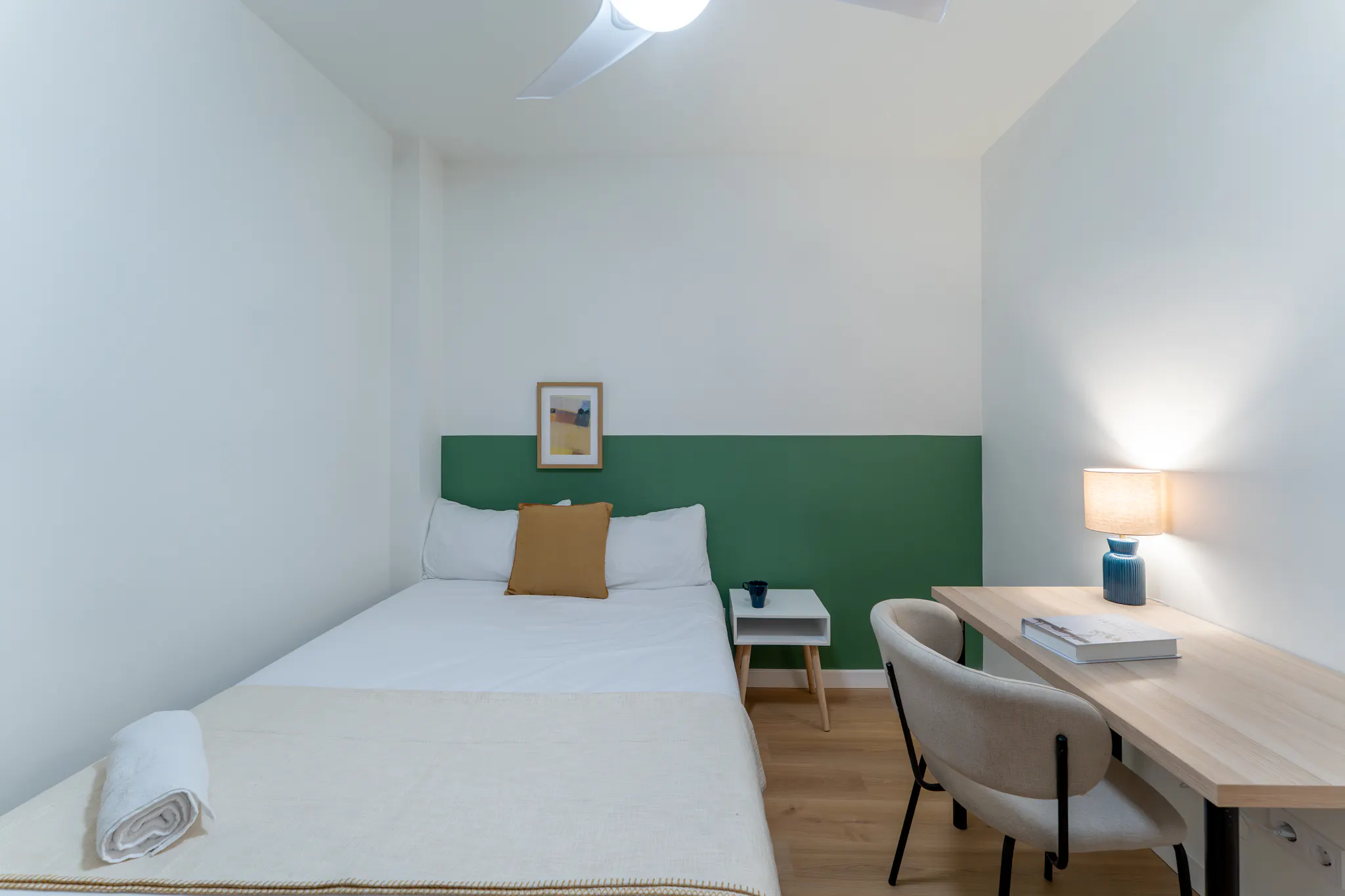 Paseo de la Reina Cristina, Madrid preview