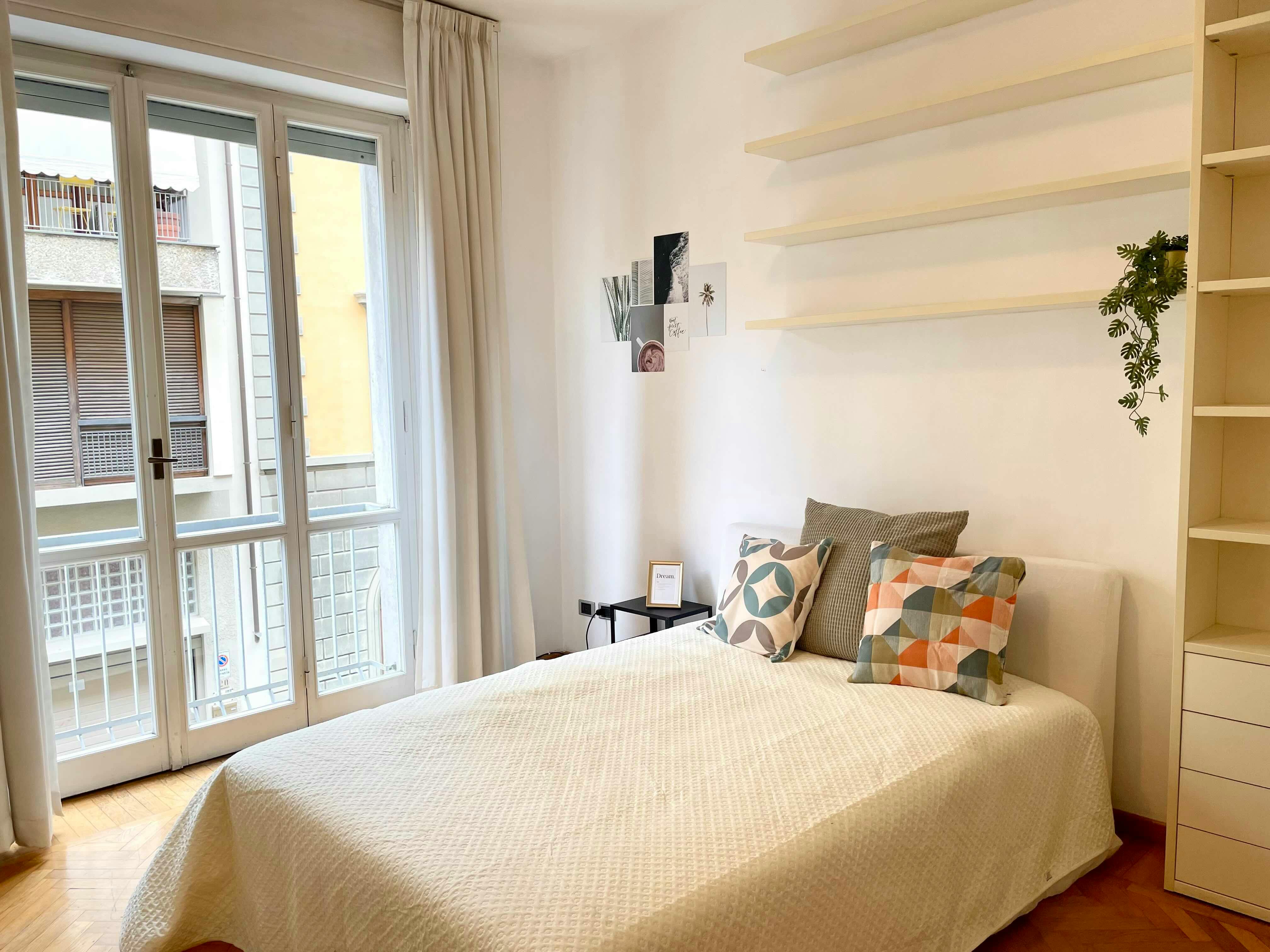 Private room for rent for €710 per month in Florence, Via Gustavo Modena