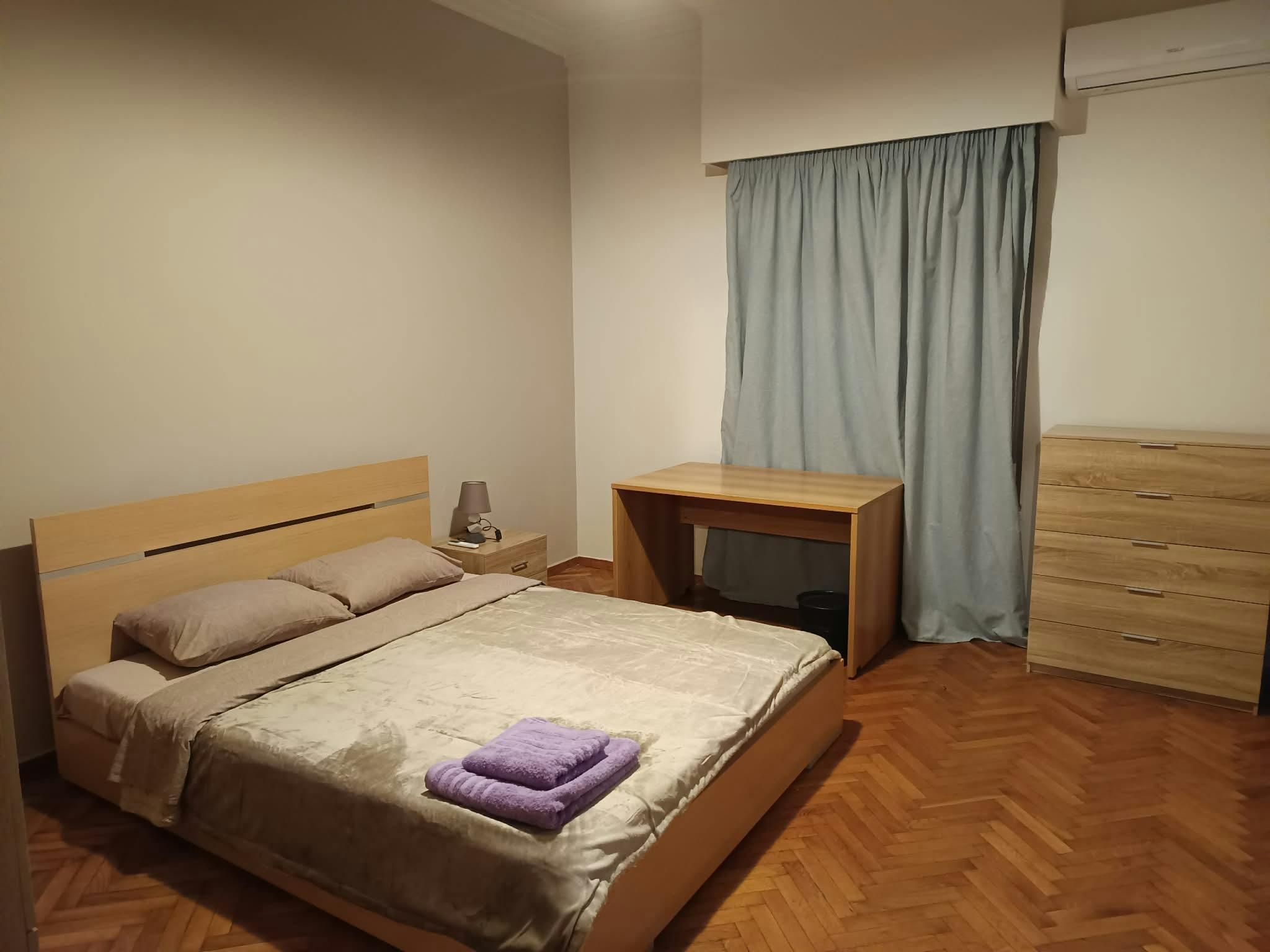 Private room for rent for €380 per month in Athina, Makedonias