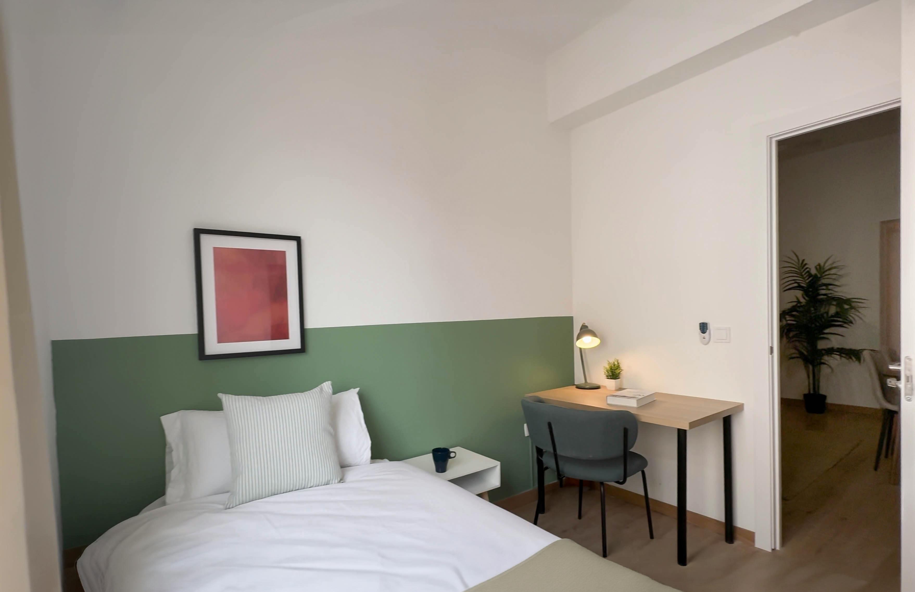 Calle de Donoso Cortés, Madrid preview