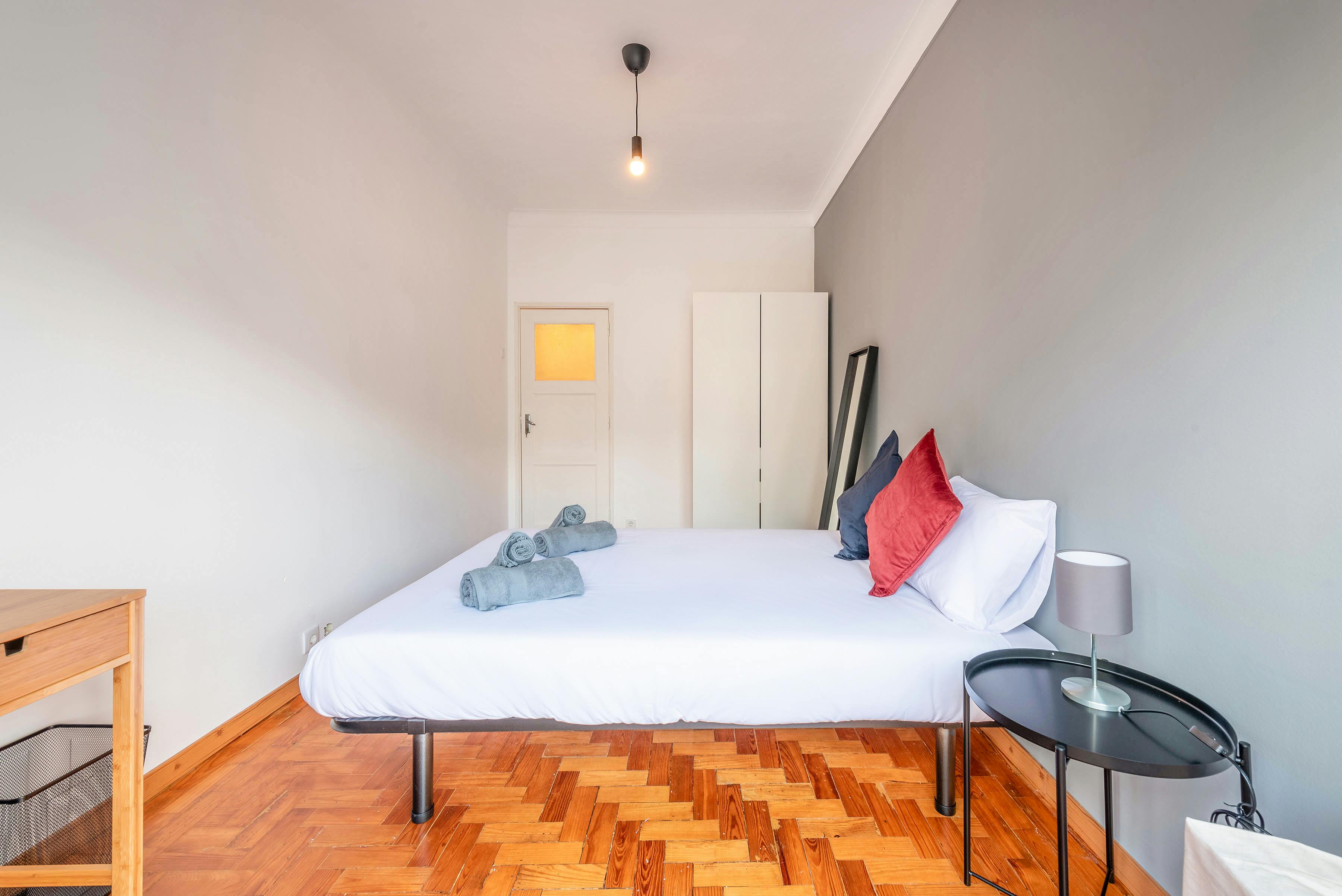 Alameda das Linhas de Torres, Lisbon preview