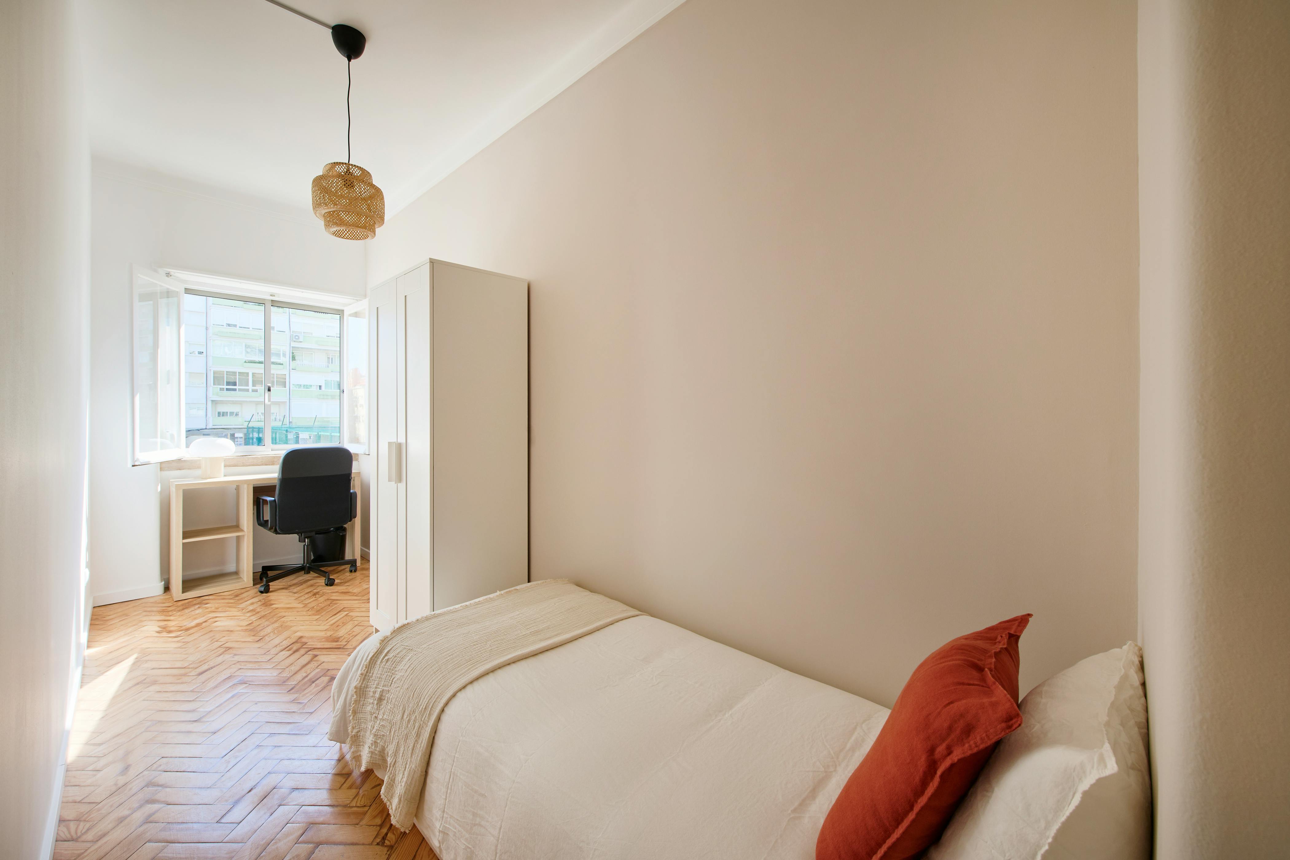 Avenida dos Estados Unidos da América, Lisbon preview