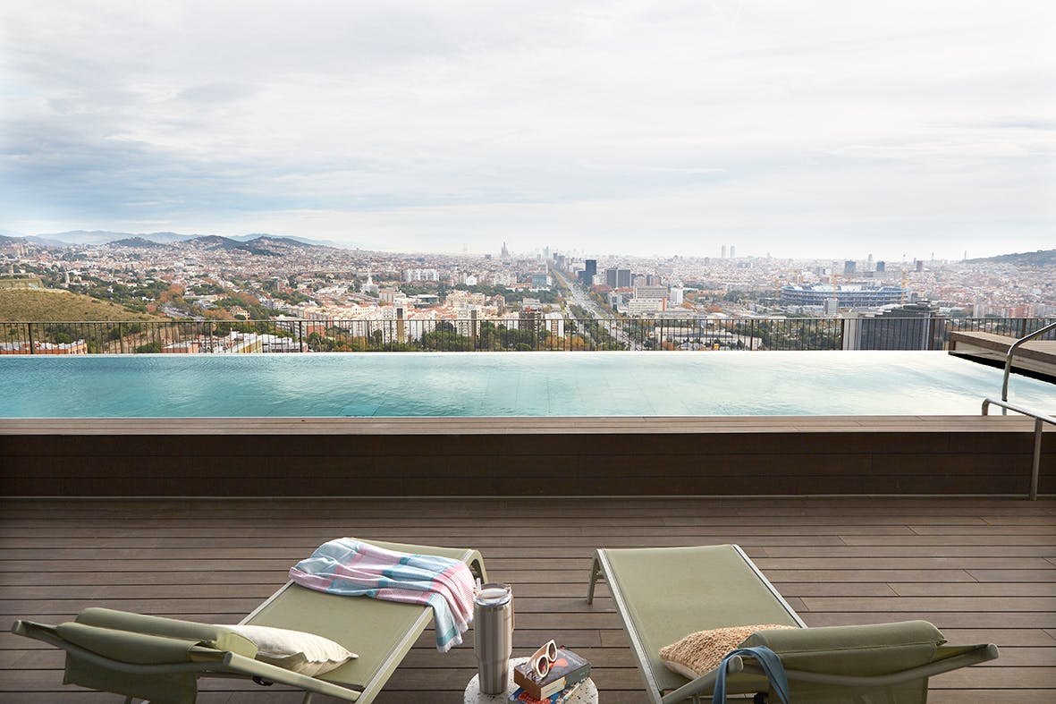 Studio te huur voor € 1.690 per maand in Esplugues de Llobregat, Avenida de Ahrensburg