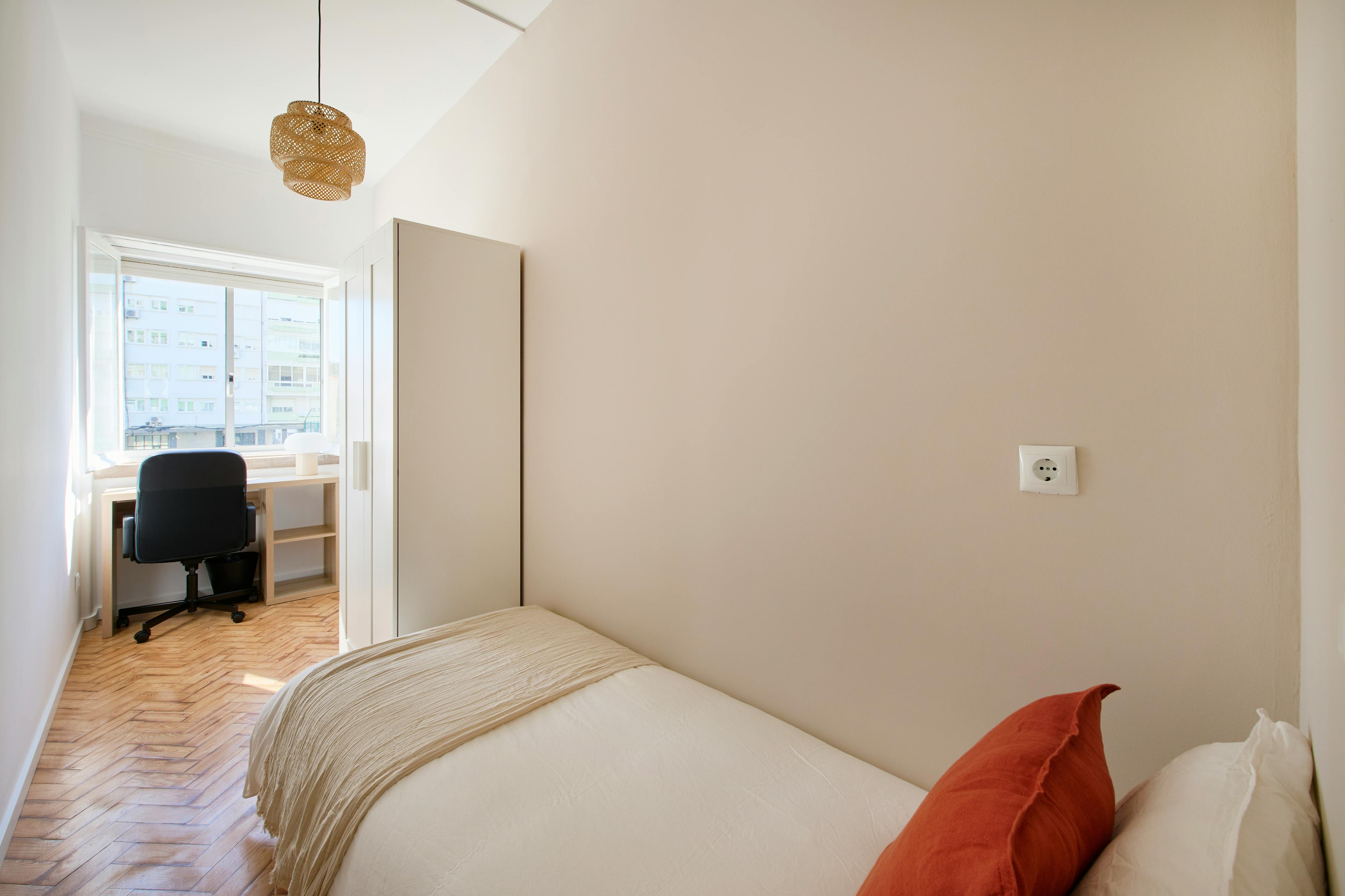 Avenida dos Estados Unidos da América, Lisbon preview