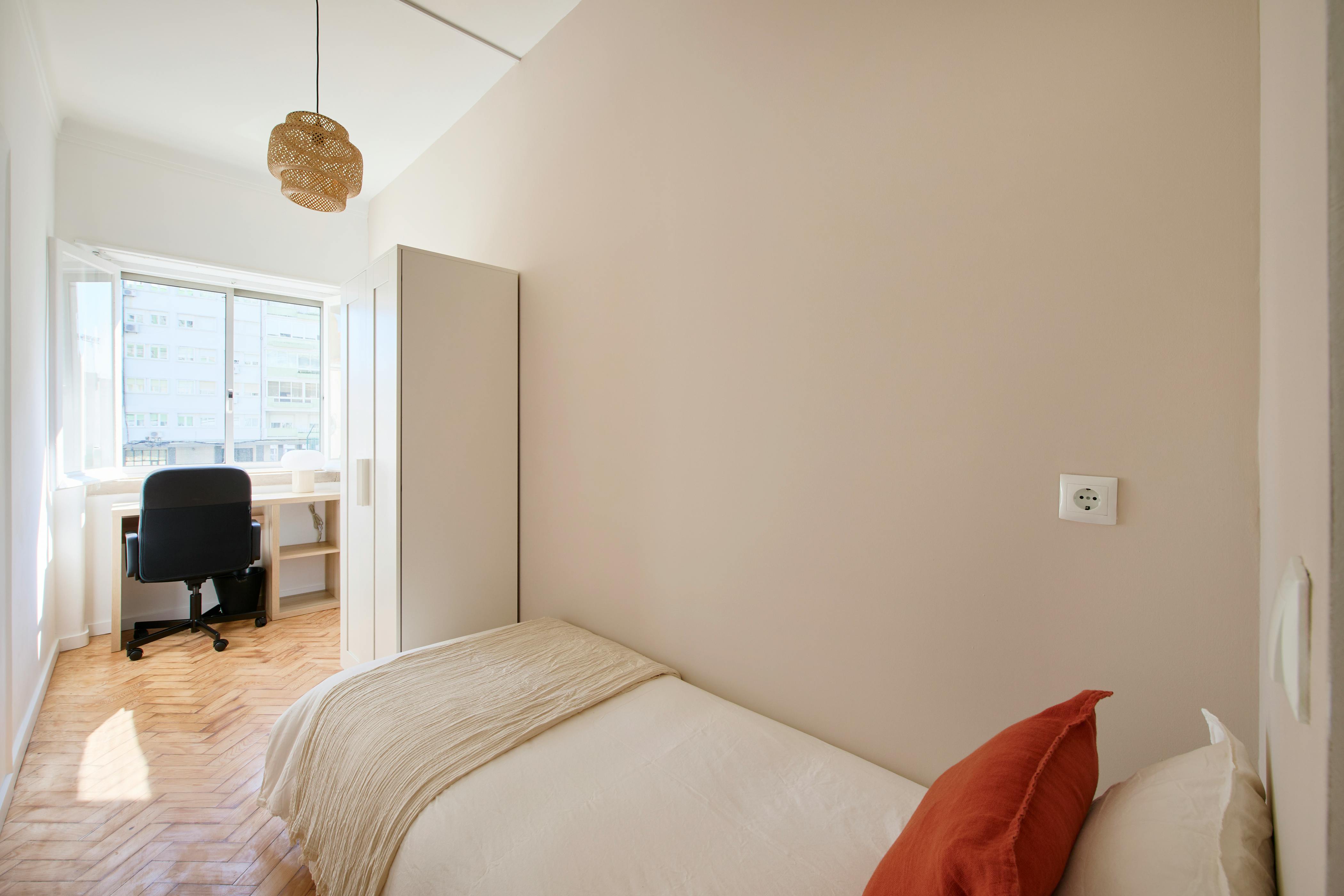 Avenida dos Estados Unidos da América, Lisbon preview