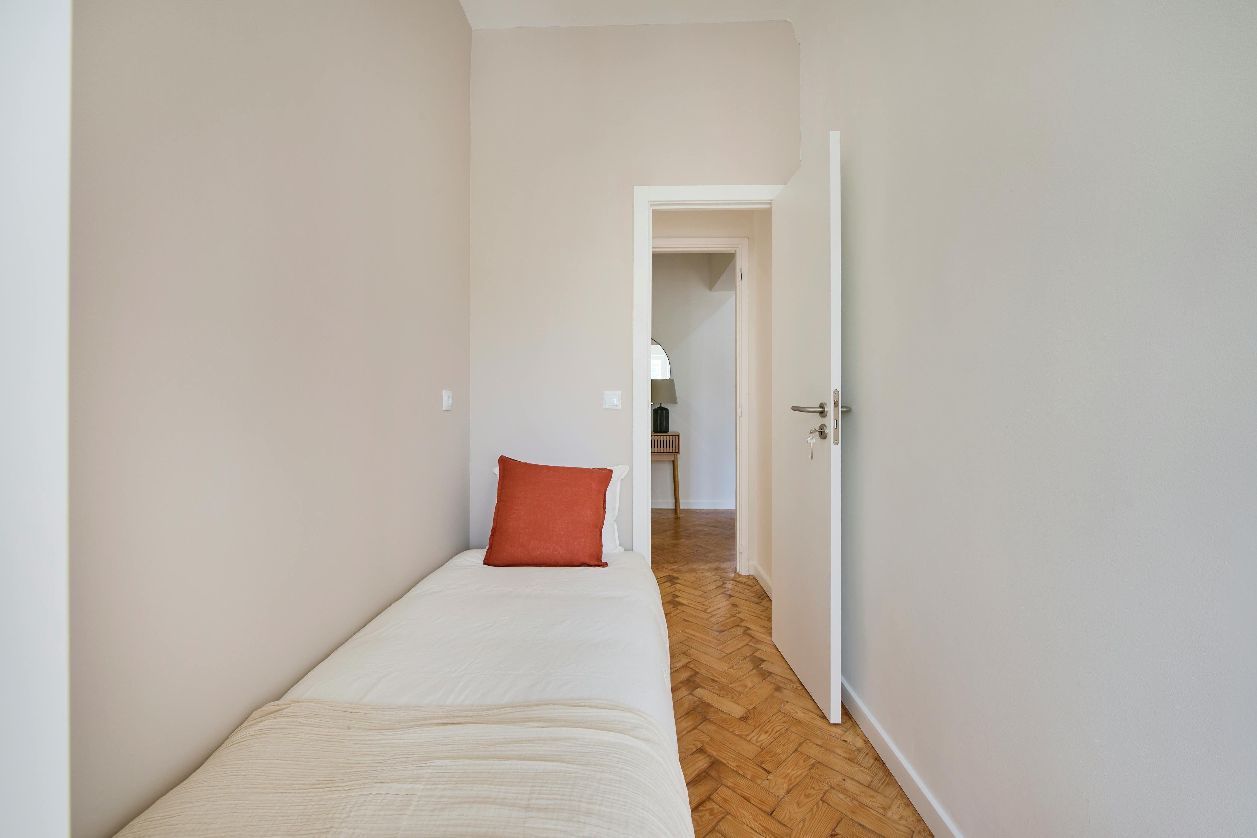 Avenida dos Estados Unidos da América, Lisbon preview