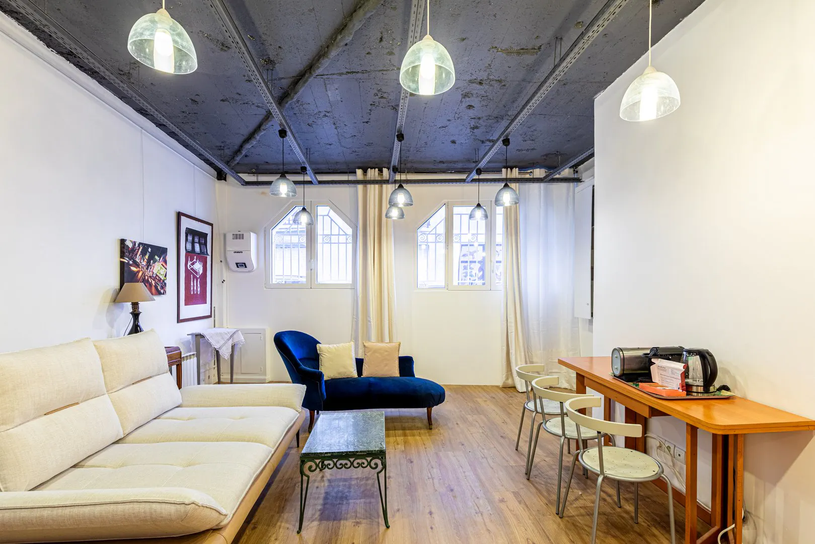 1-Bedroom Apartment in Rue Agar, Paris (1697868) ROOM 1