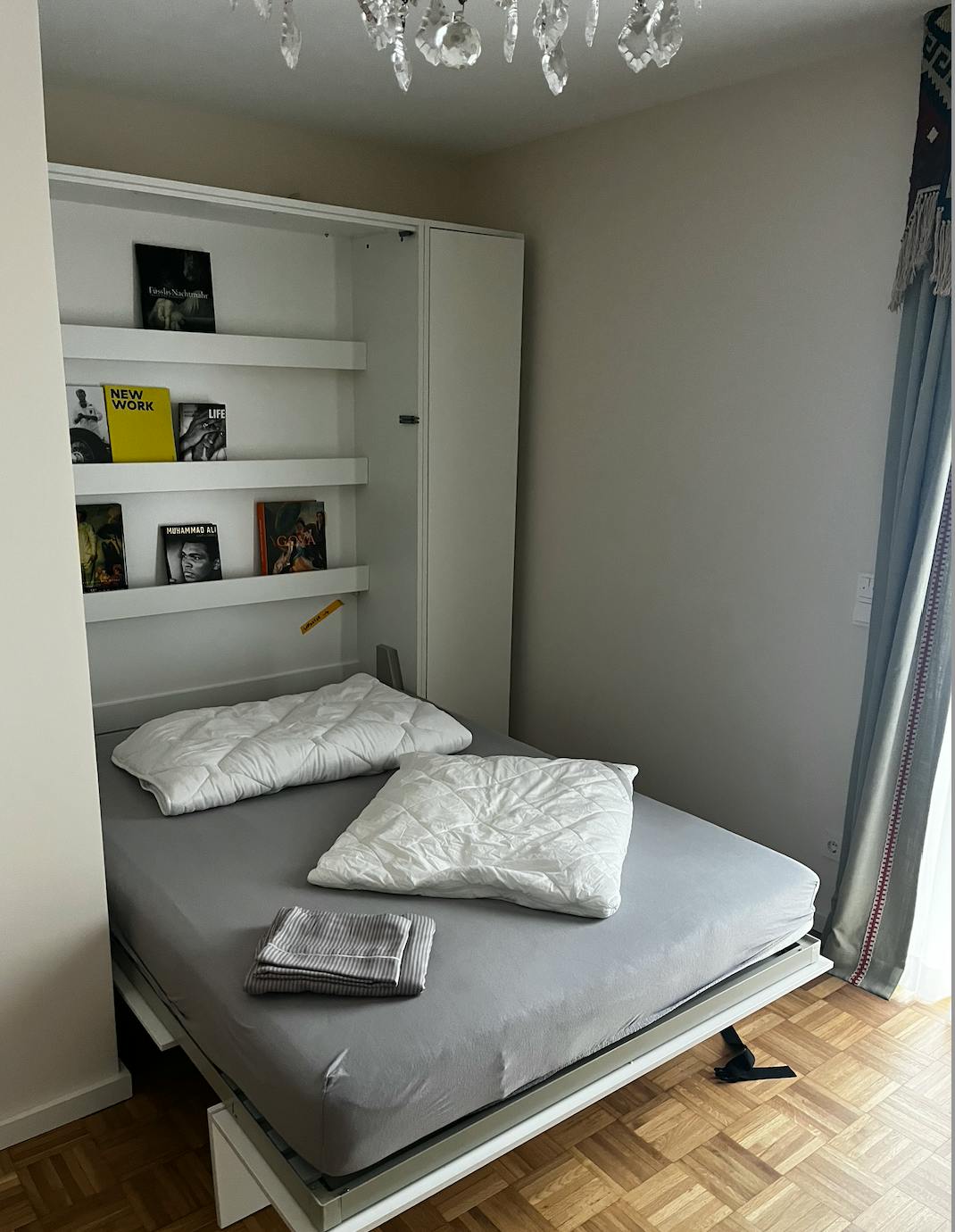 preview gallery tile