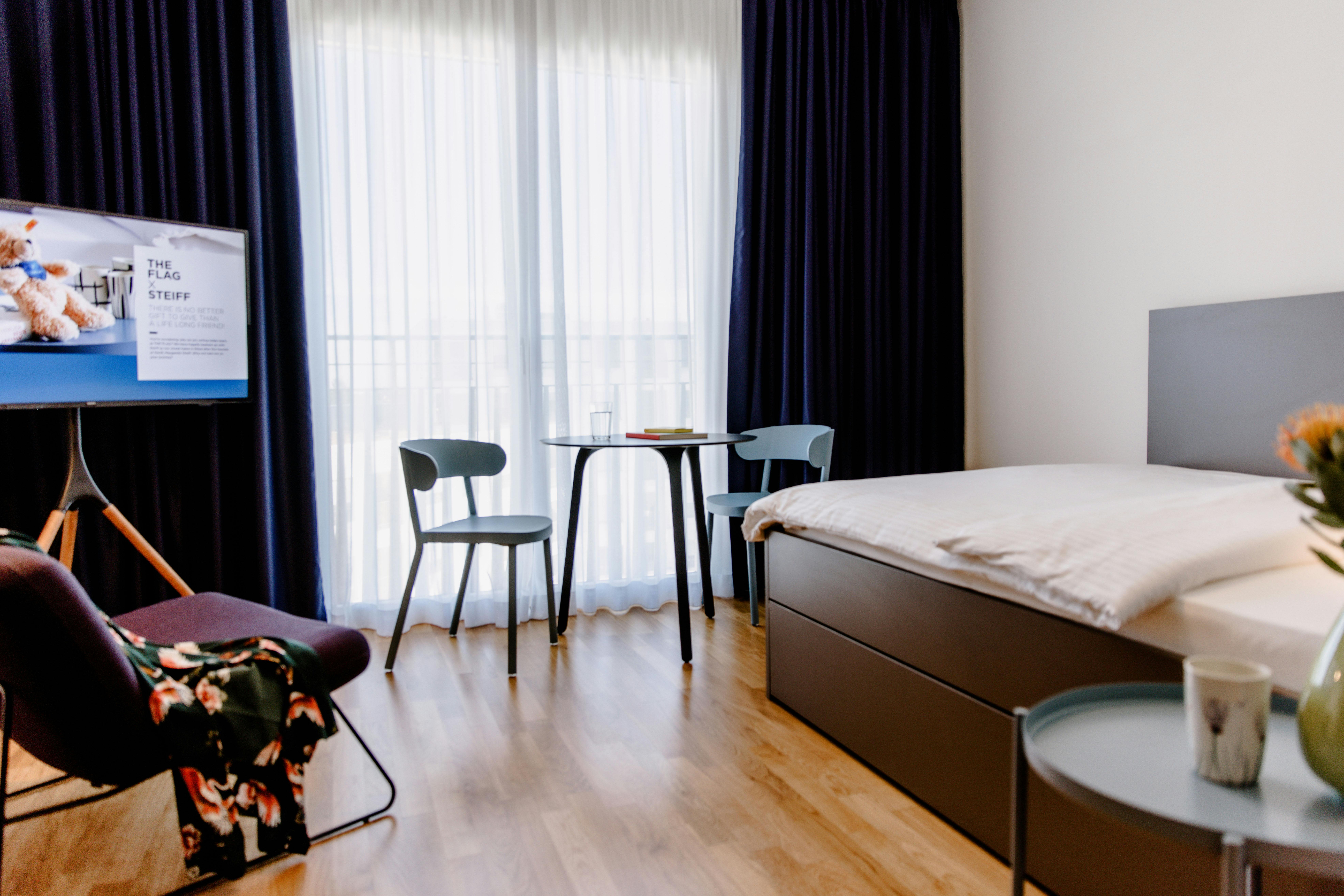 Studio for rent for €1,450 per month in Munich, Margarete-Steiff-Straße