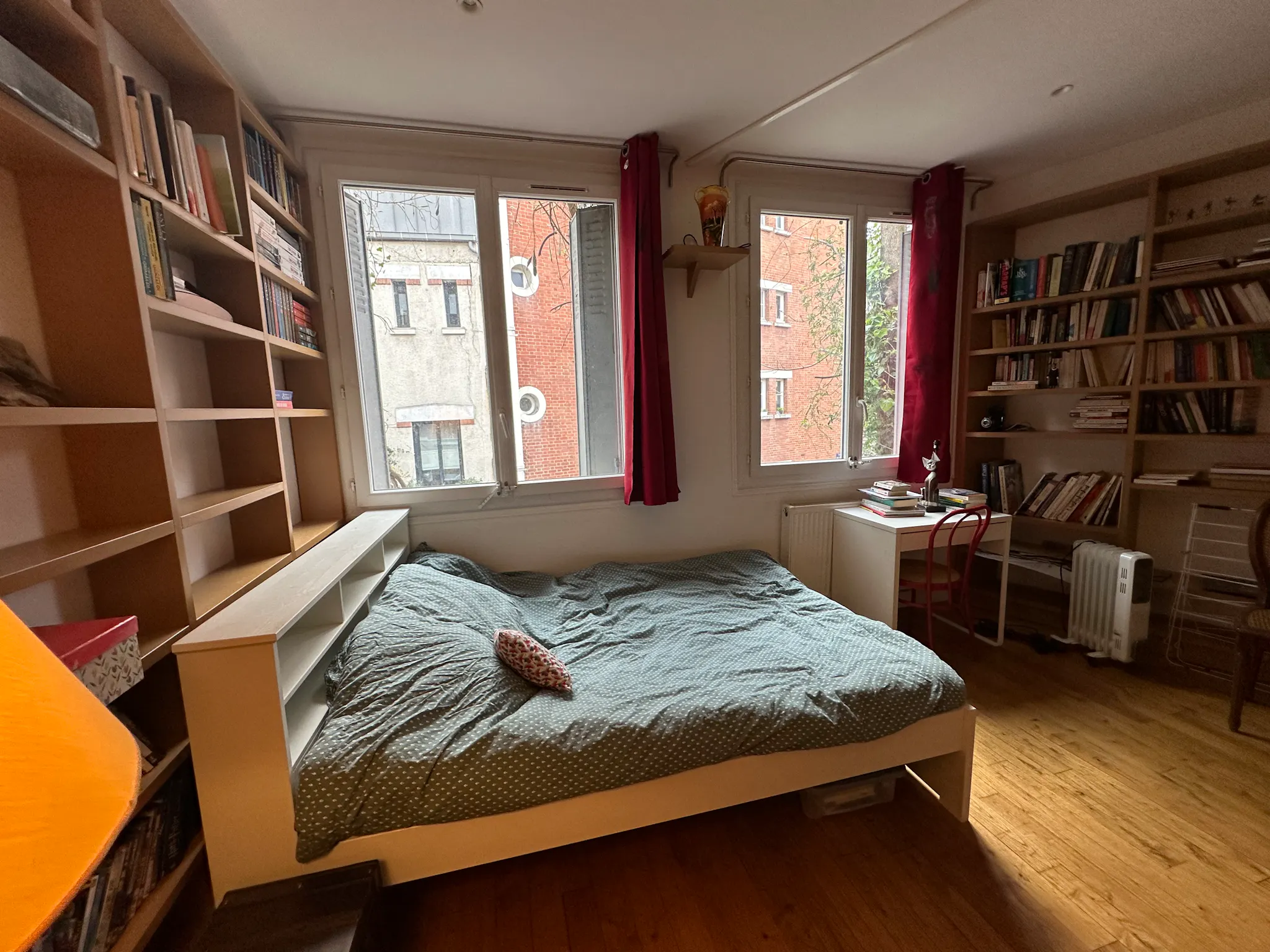 Private room in Rue Paul de Kock, Paris (1697954) ROOM 2
