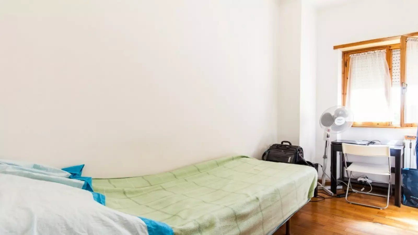 Private room for rent for €650 per month in Rome, Via Tiberio Imperatore